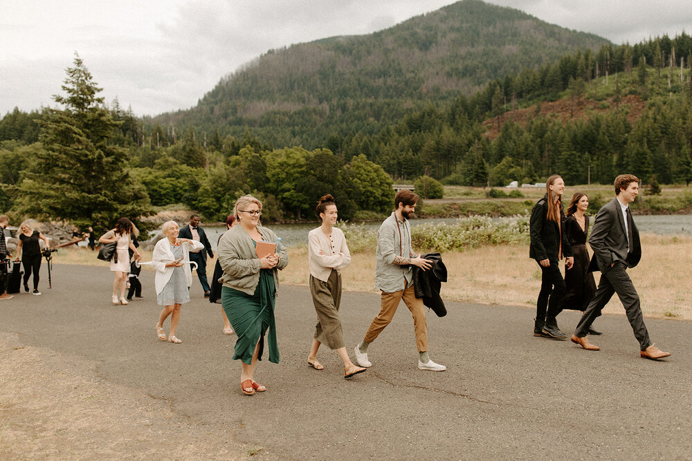 Columbia_Gorge_kamea_events_wedding_planner__Portland_Elopement_Tricia_and_Taylor_Dawn_Charles_Photographer-161.jpg