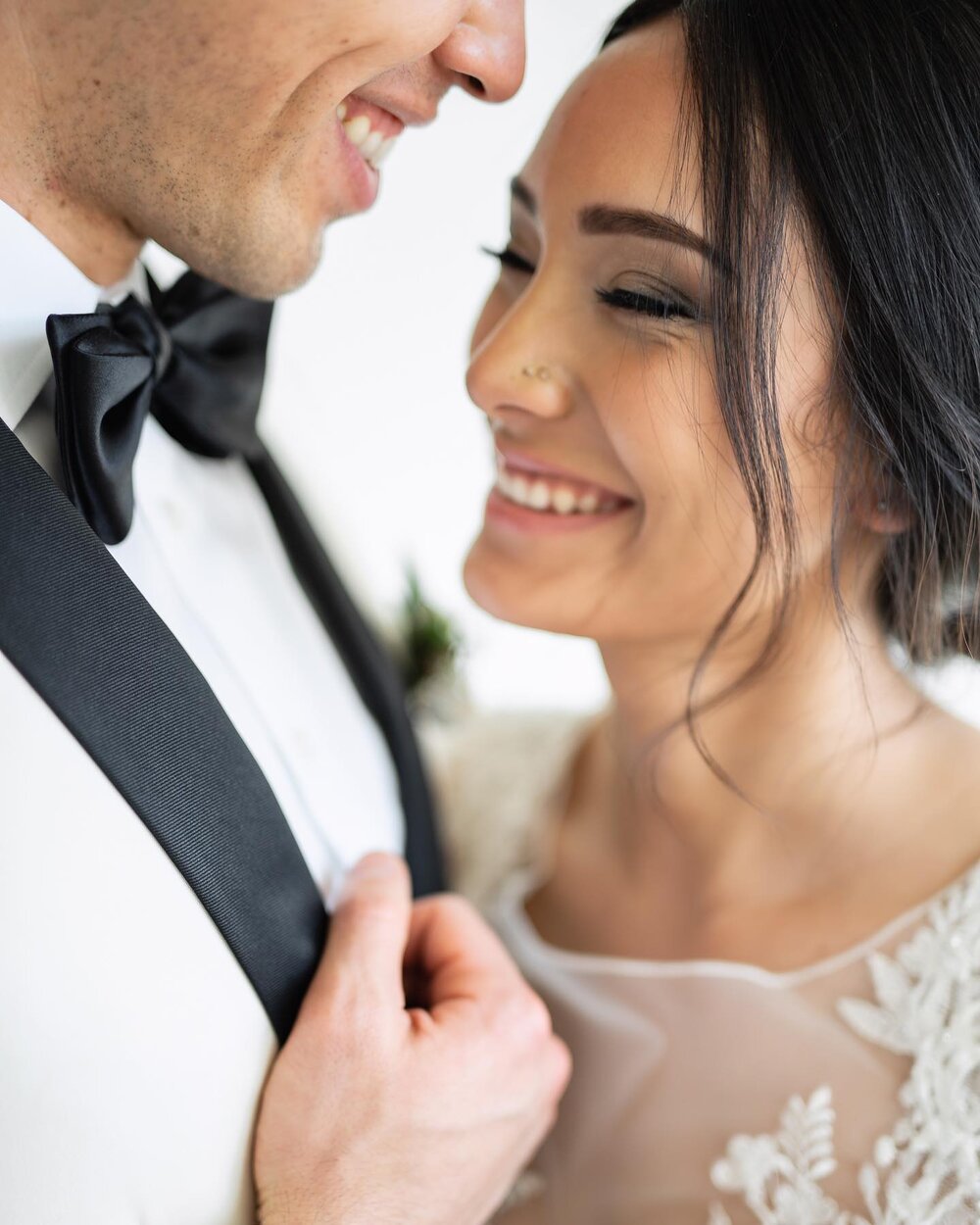 Timeless is timeless for a reason 😍🙌🏼
.
.
.
Photographer | @maccoydean 
Venue | @lightroompdx Videography | @glitchfilms Hair &amp; Makeup | @dallasmerkley Florals | @carolinereusenflowers Rentals | @petercorvallisproductions Paper Goods &amp; Sig