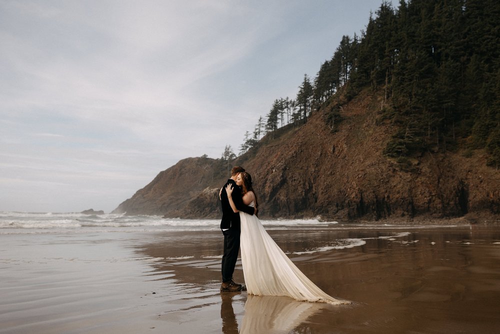 oregon-coast-elopement-planner-414.jpg