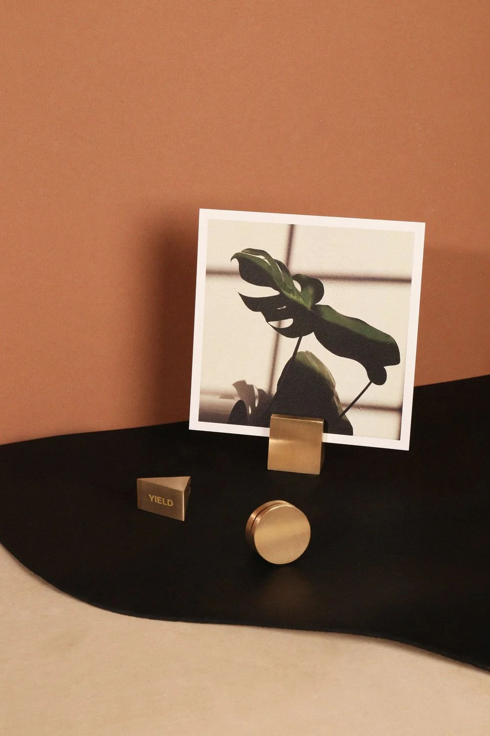 geo stand, yield design, shopjonesandco