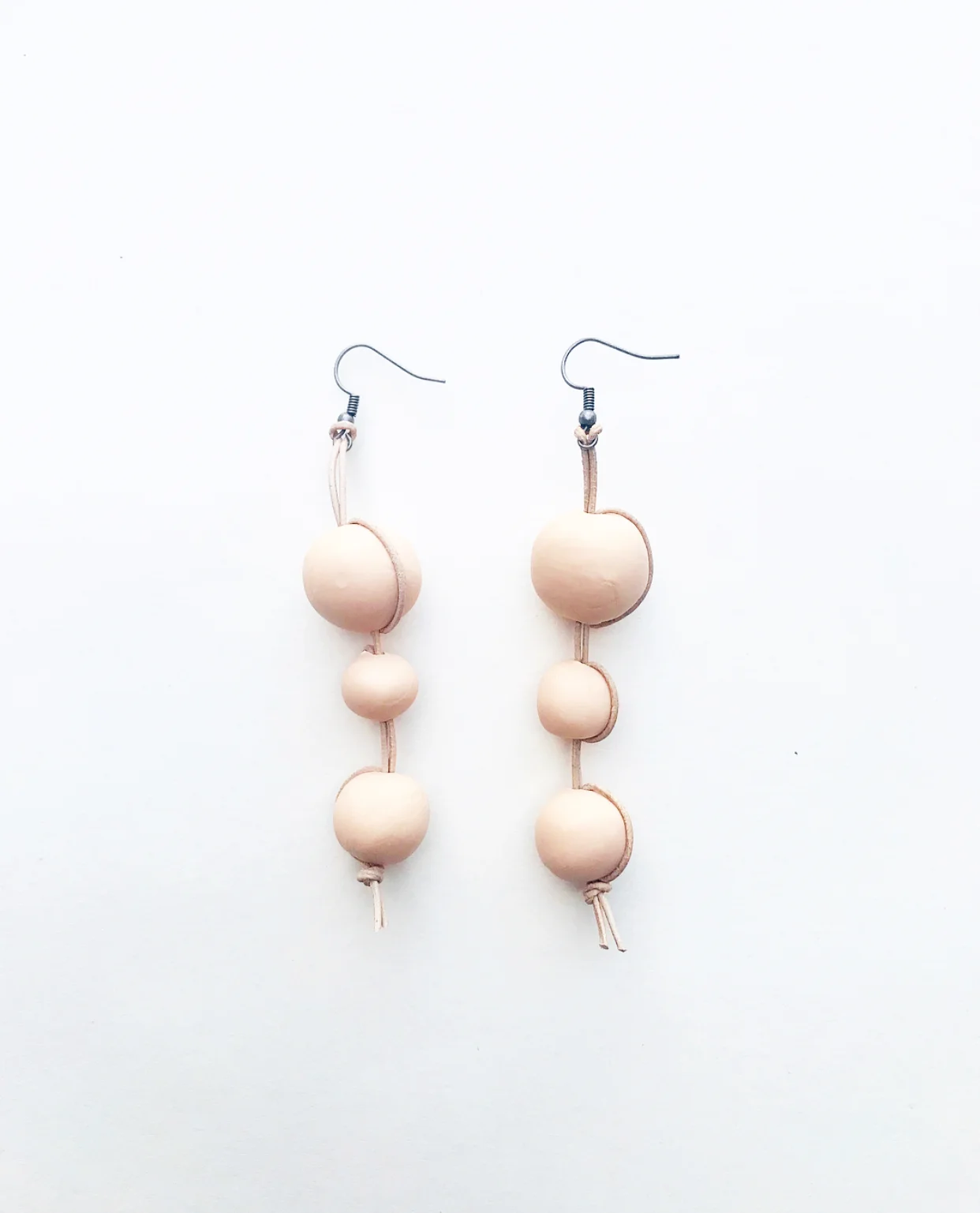 Pearls of the Desert_shopjonesandco.comperro.earrings.2b.jpg