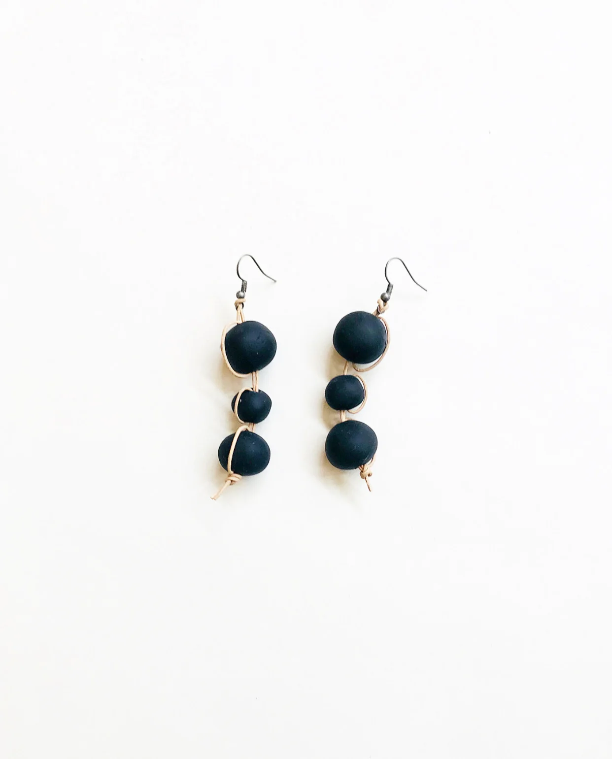 Pearls of the Desert_shopjonesandco.comperro.earrings.2.jpg
