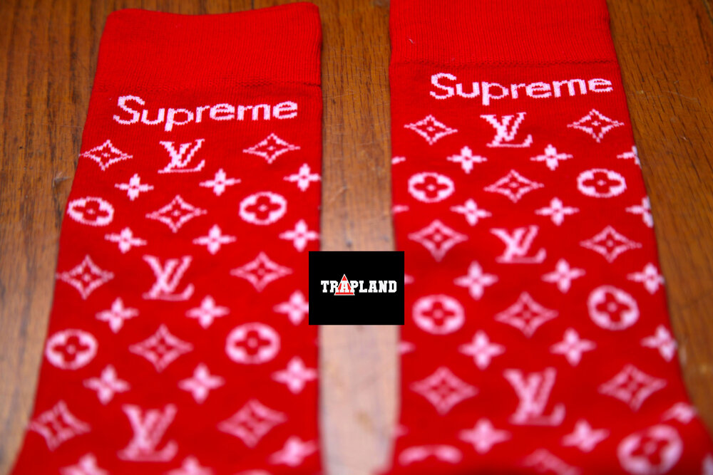 vuitton supreme socks