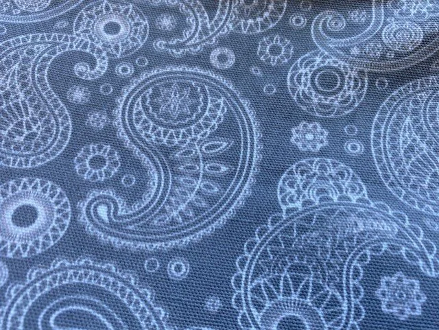 Grey paisley.jpg