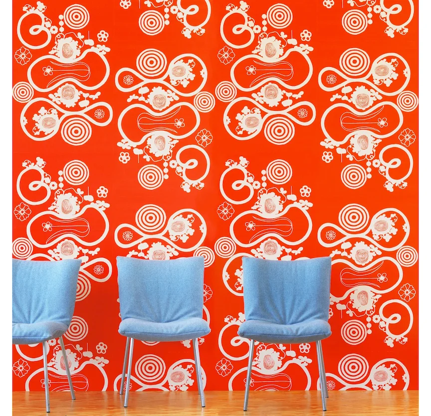 Nama Rococo wallpaper “little butterfly loop” in Chinese red.