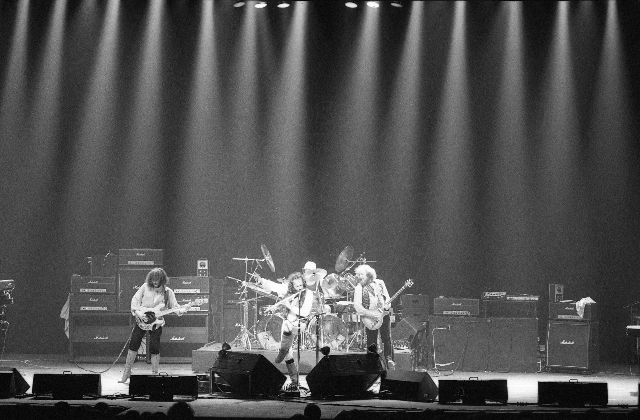 RH-jethrotull-008_preview.jpg