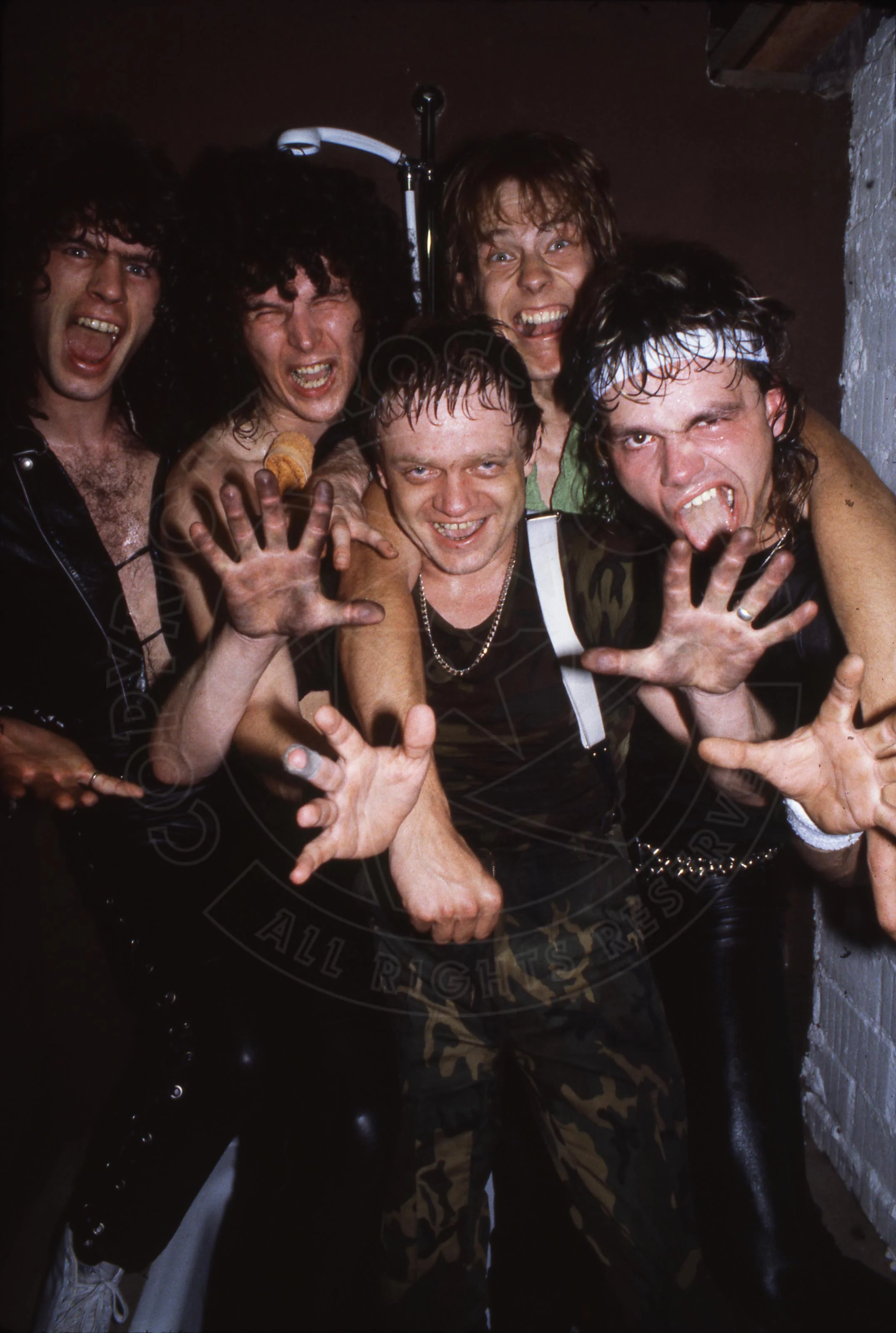 RH-Accept04.jpg