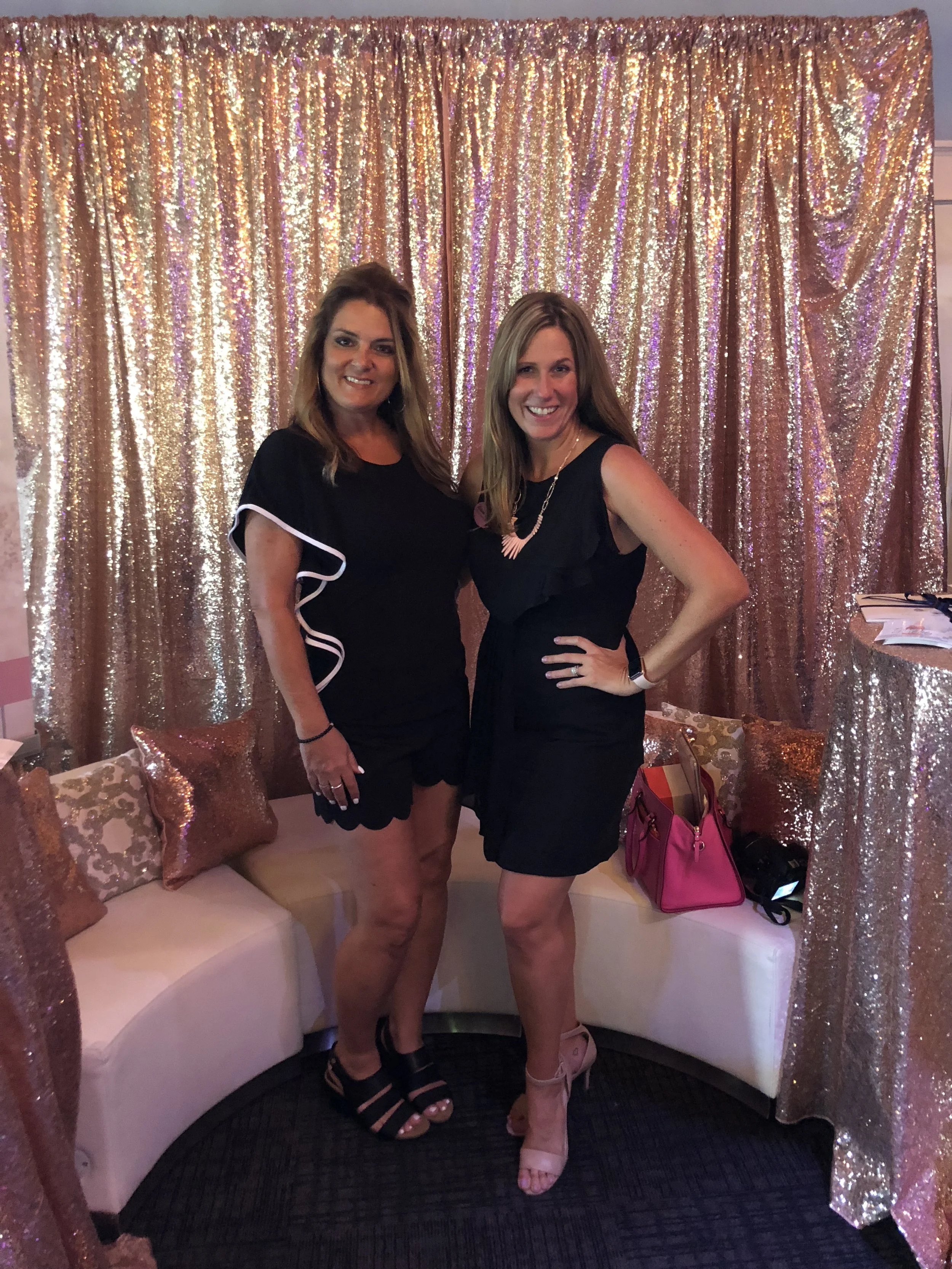 Katrina from Fresh Perspective Event Planner had one of the prettiest booths! She is also the creator of “Babes and Bubbly” ….you have to follow her! She is also wearing my Rapid Tan 💪🏽