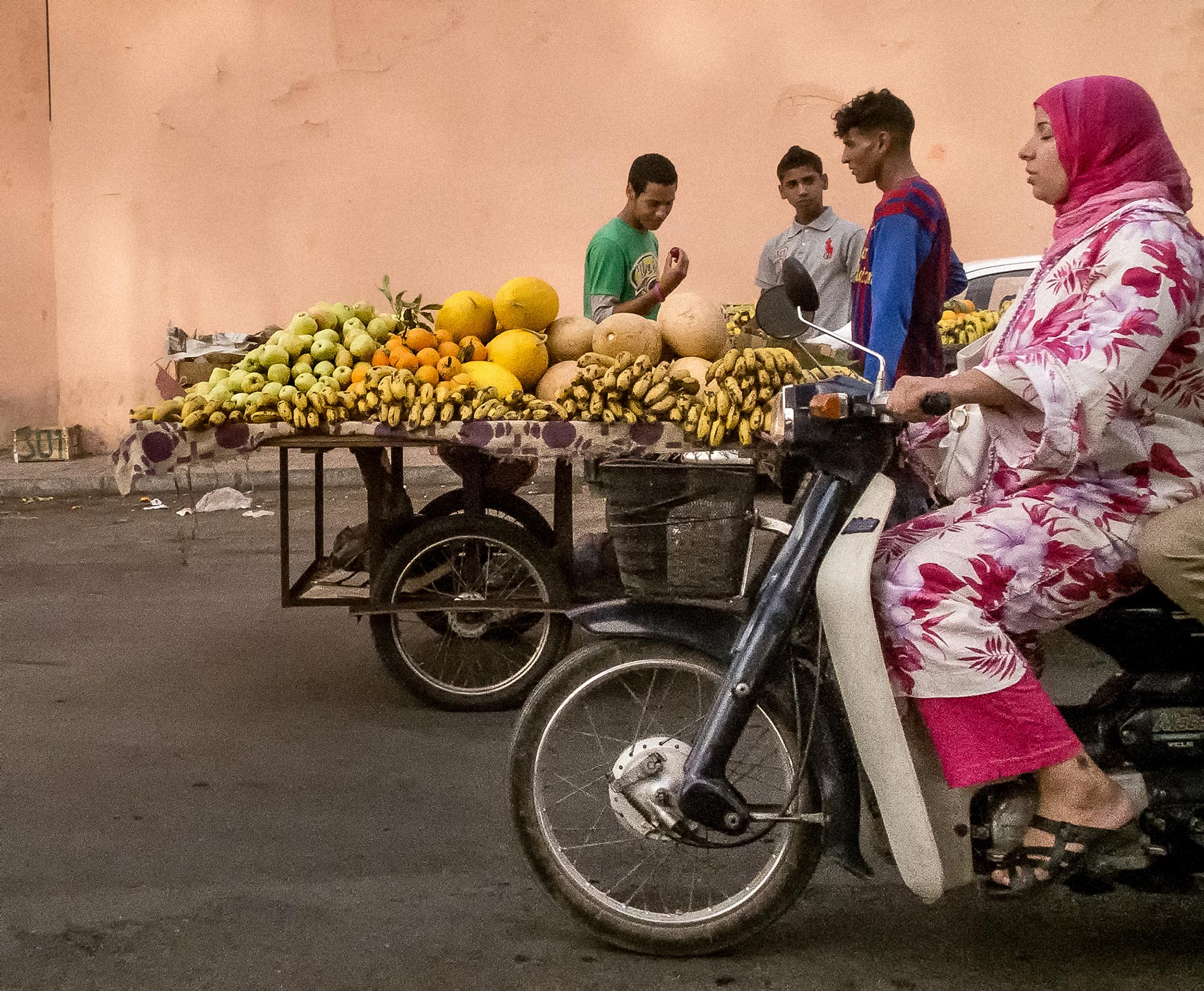 Moped woman - Marrakech