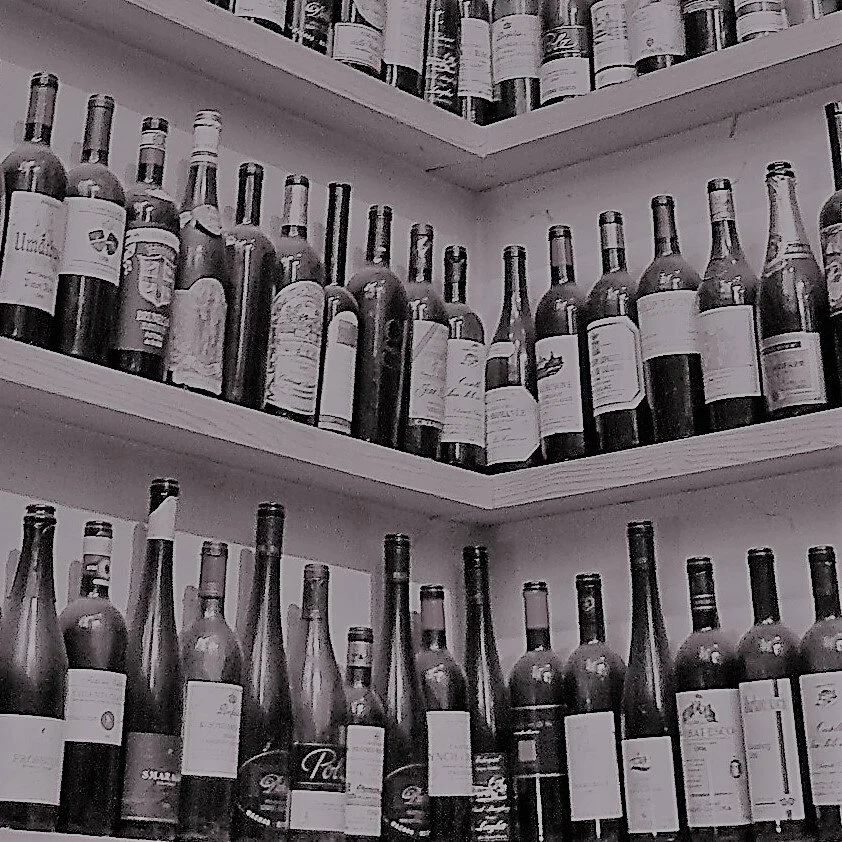 wine-bottles-363214_1920slate.jpg