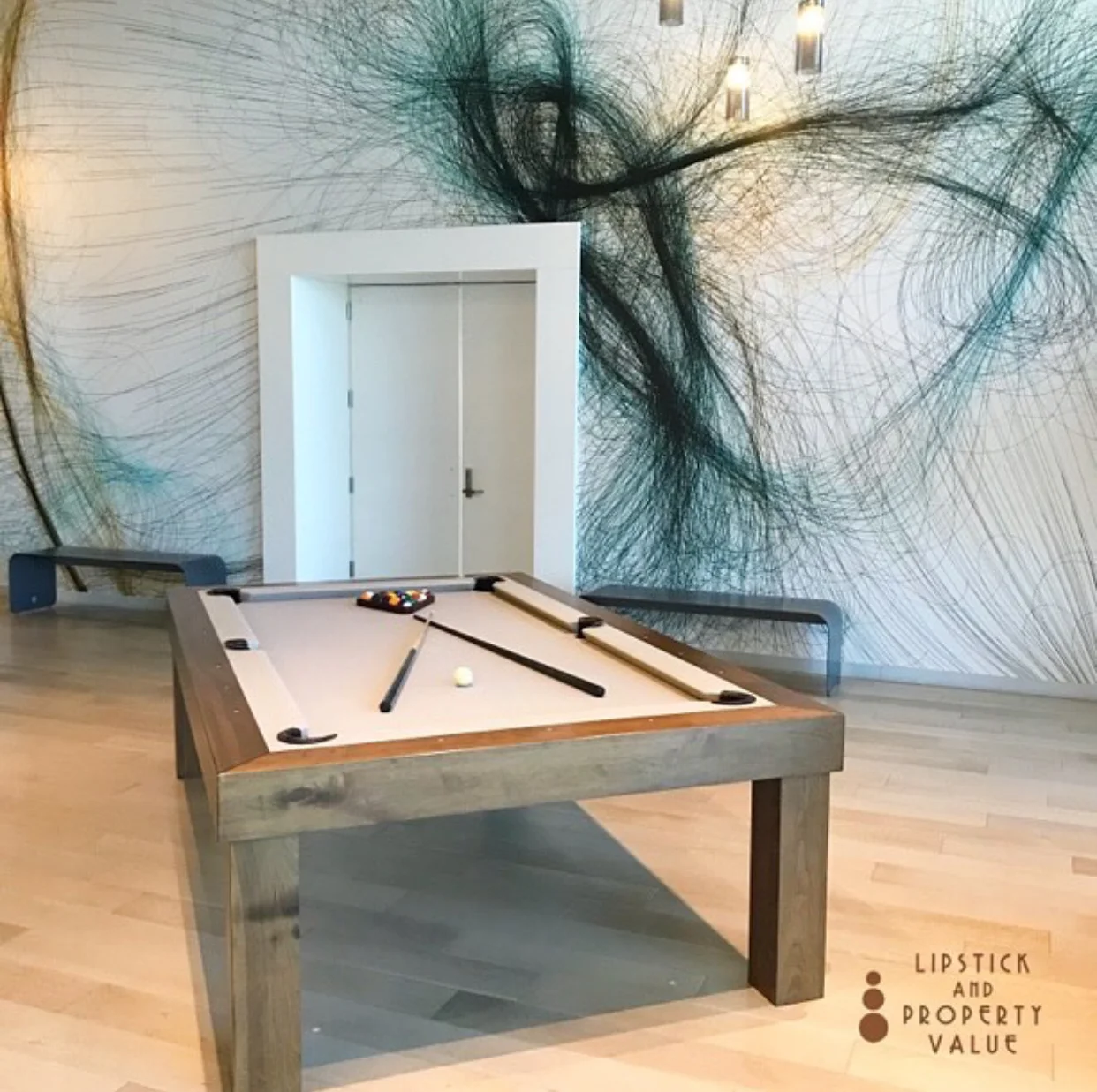 amenities_chill-space-entertaining-game-room-Icon-Bay-Biscayne_lipstickandchicspaces .jpeg