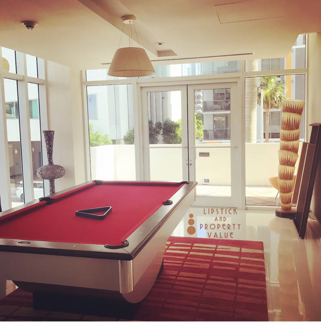 amenities_chill-space-entertaining-game-room-Brickell-Brickell-on-the-River_lipstickandchicspaces.jpeg