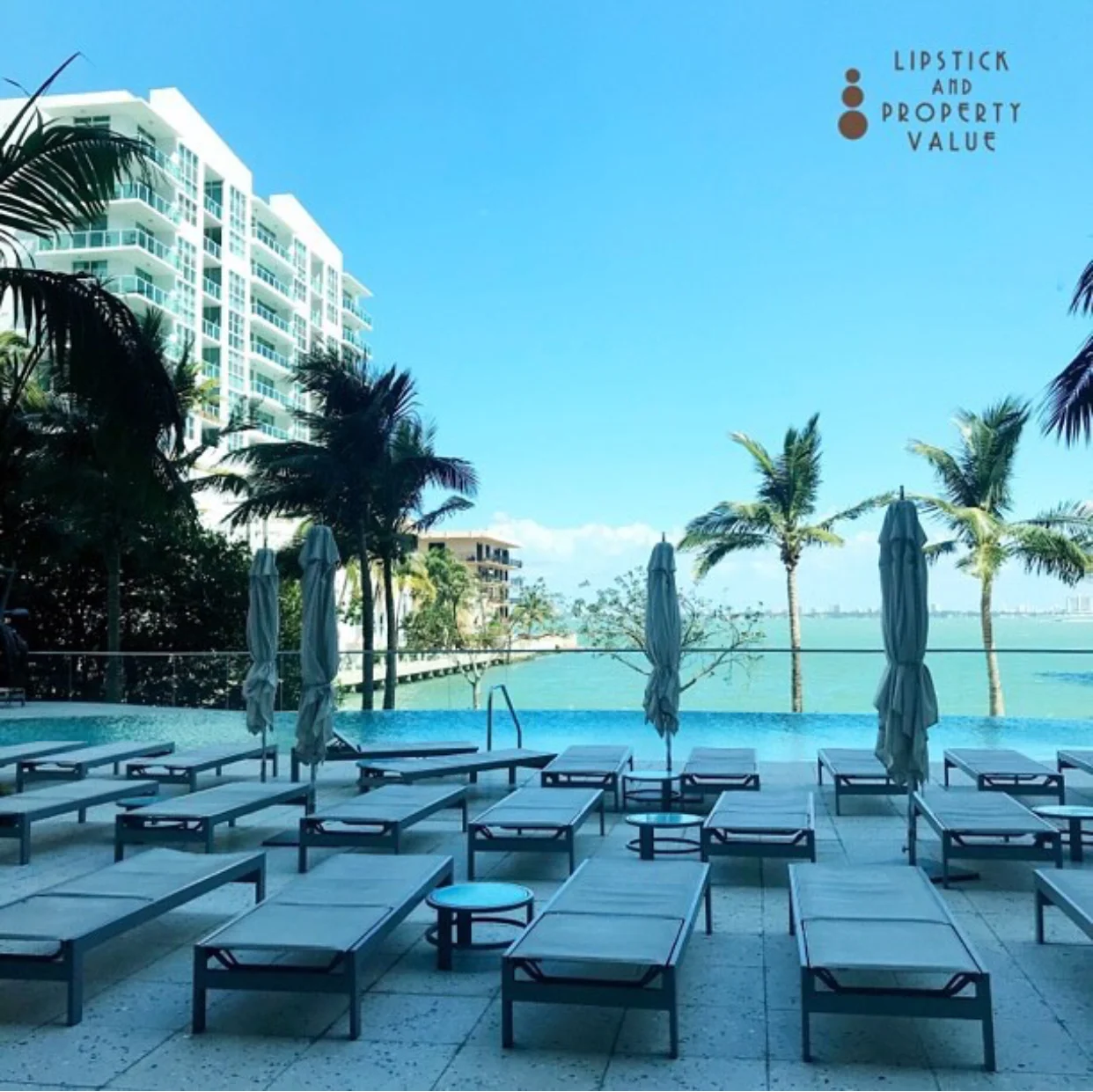 amenities_chill-space-entertaining-pool-Biscayne-Icon-Bay_lipstickandchicspaces.com_lifestyle.jpg