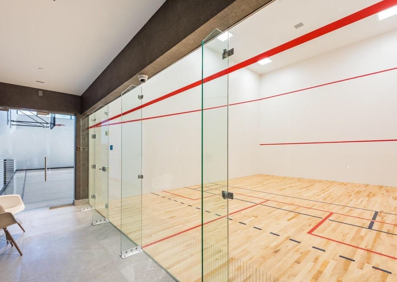 racquetball-squash-1010-brickell_lipstickandchicspaces.com.jpg