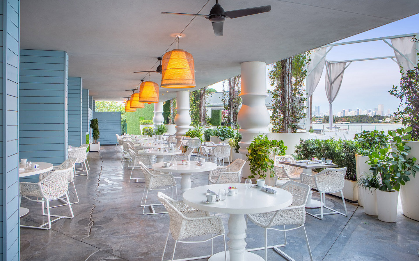 eatery-mondrian caffe-mondrian-south-beach_lipstickandchicspaces.com.jpg