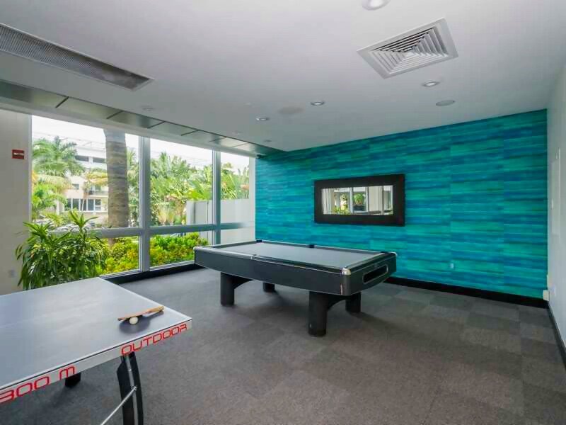 game-room-mirador-1000_lipstickandchicspaces.com.jpg