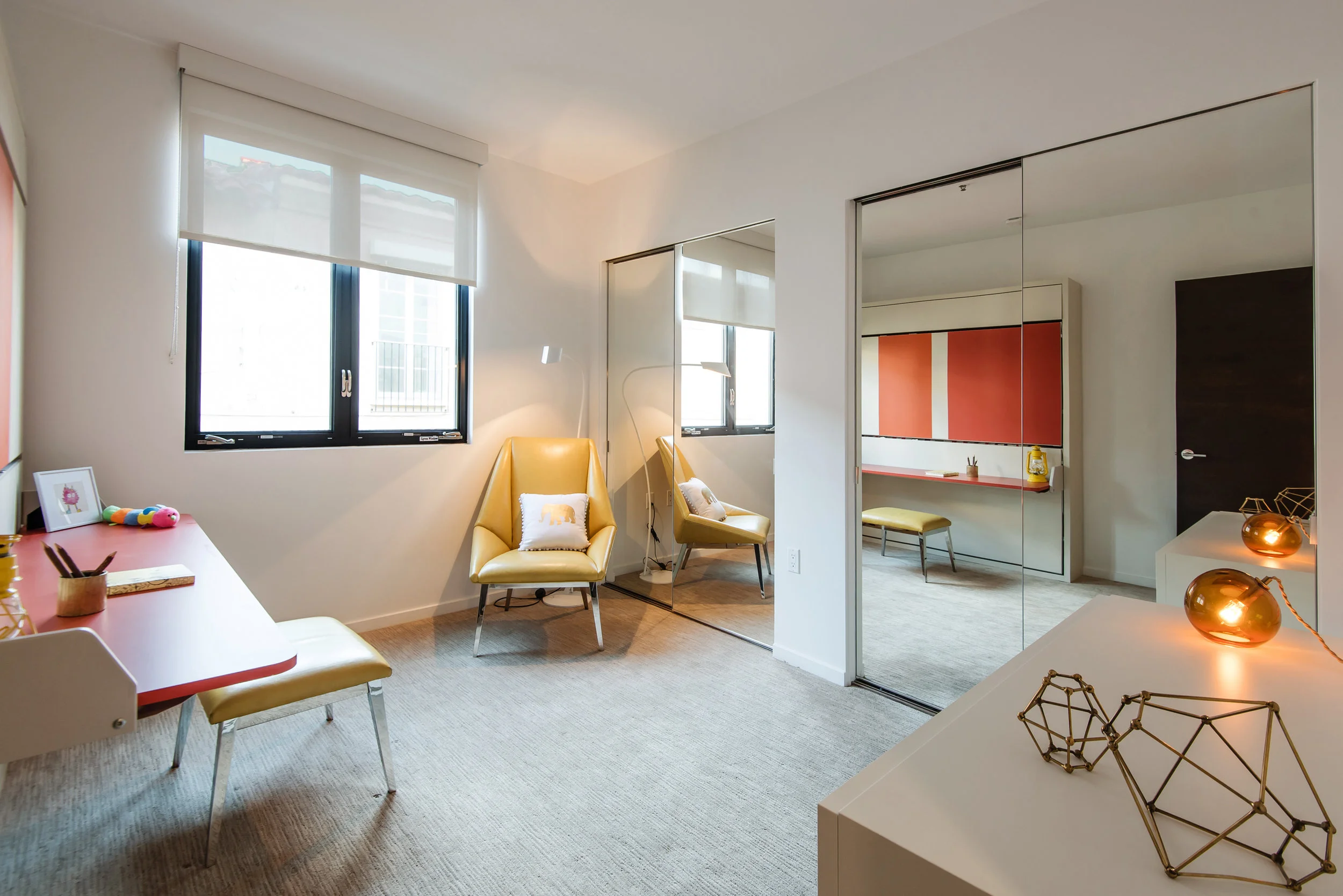 PAC STAR UNIT 1 Bedroom2A_dlz.jpg