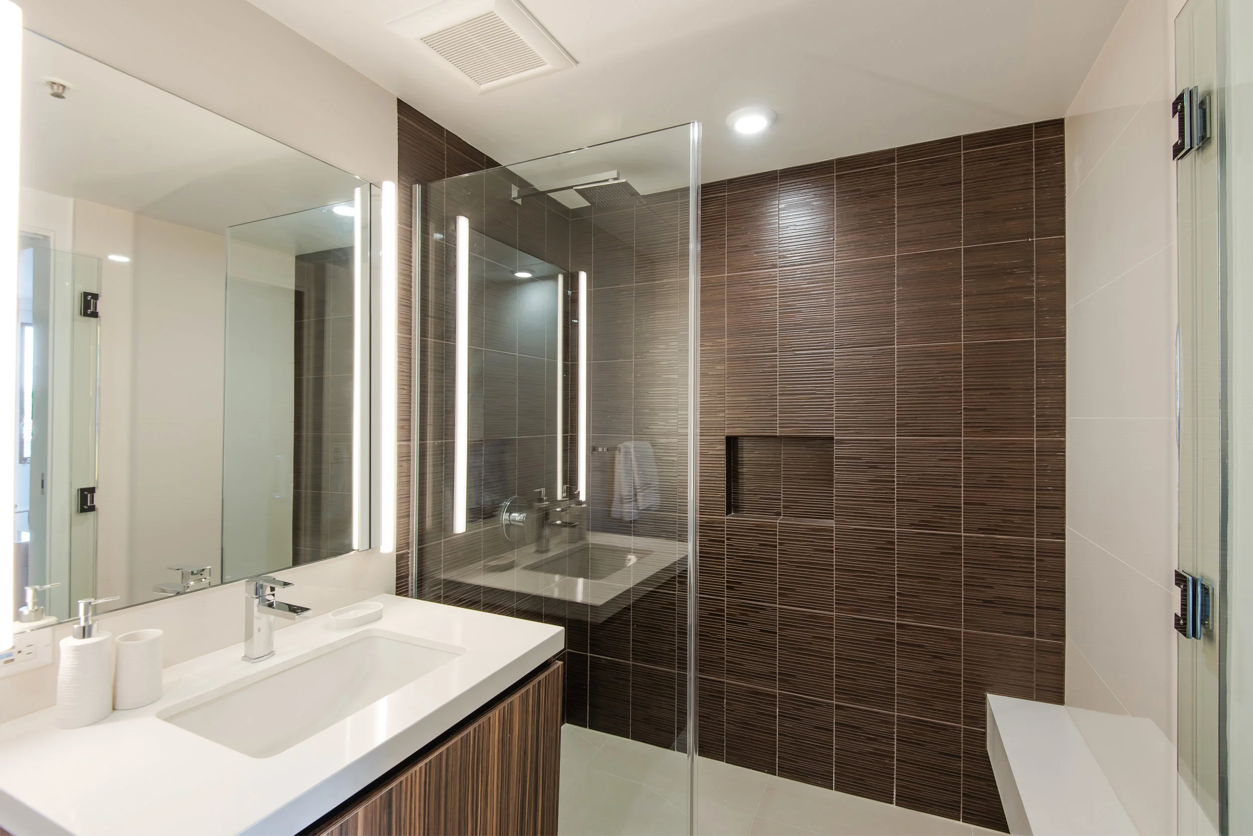 PAC STAR UNIT 2 Bathroom2A.jpg