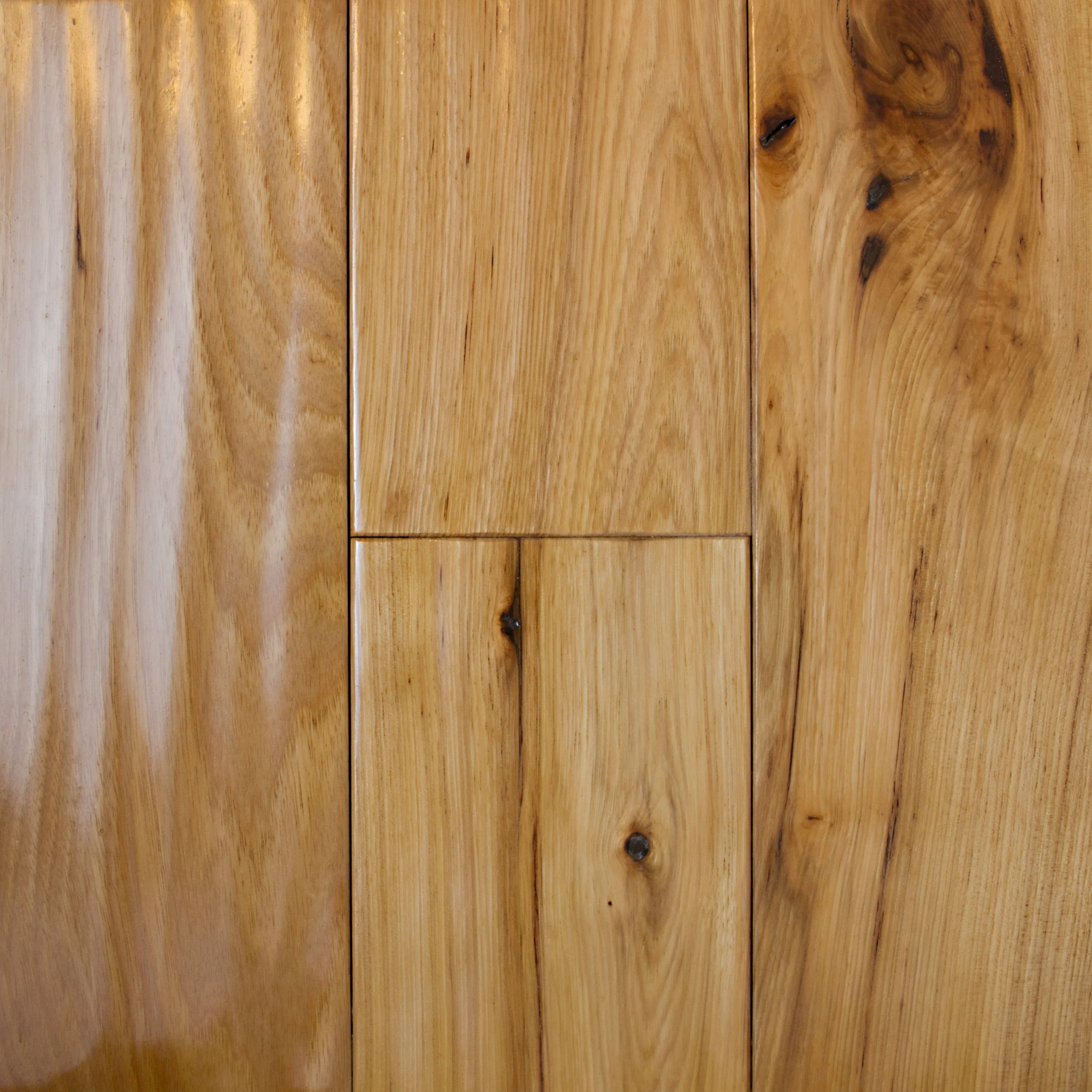 hickory_pillowed_textured.jpg