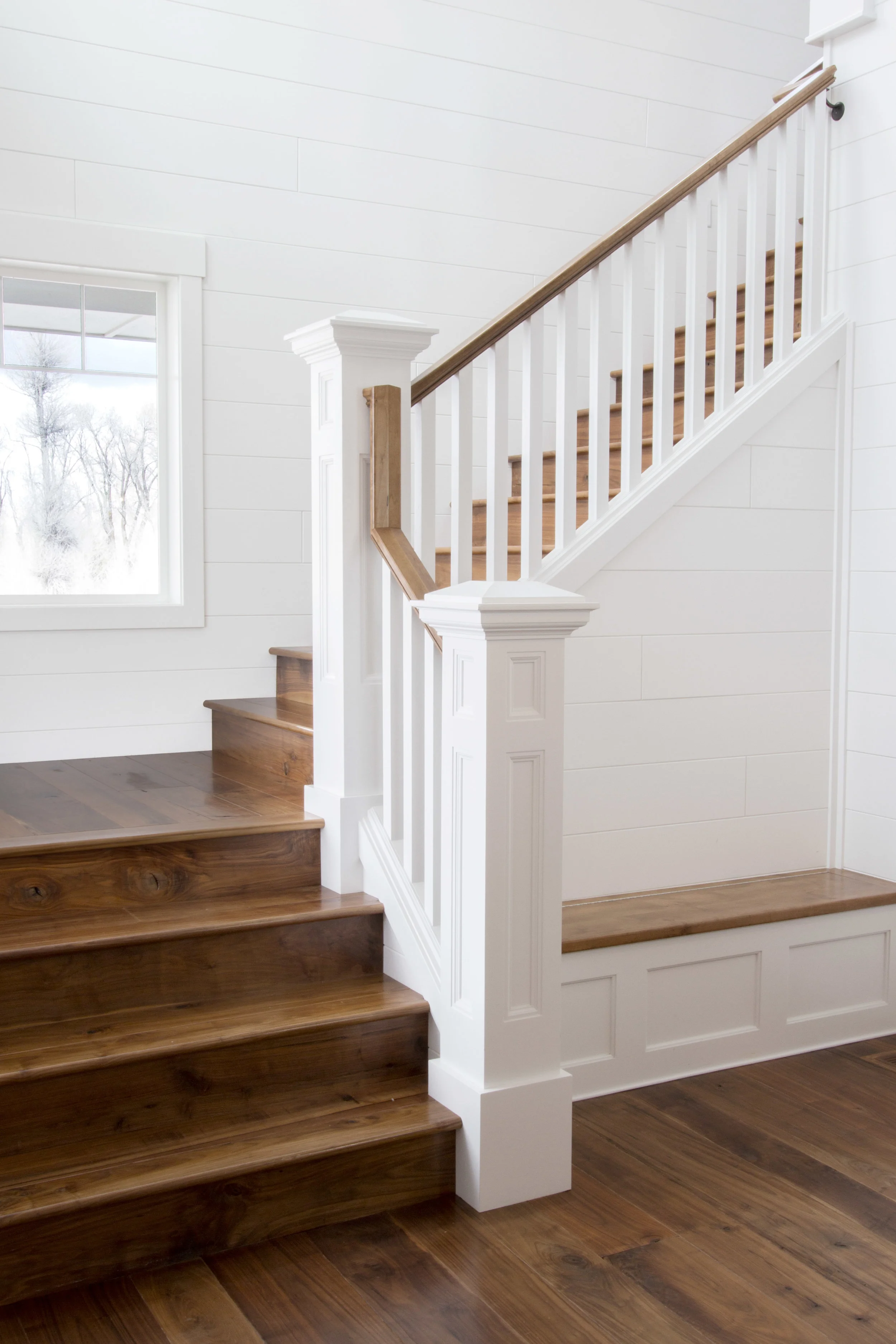 walnut_stairs.jpg