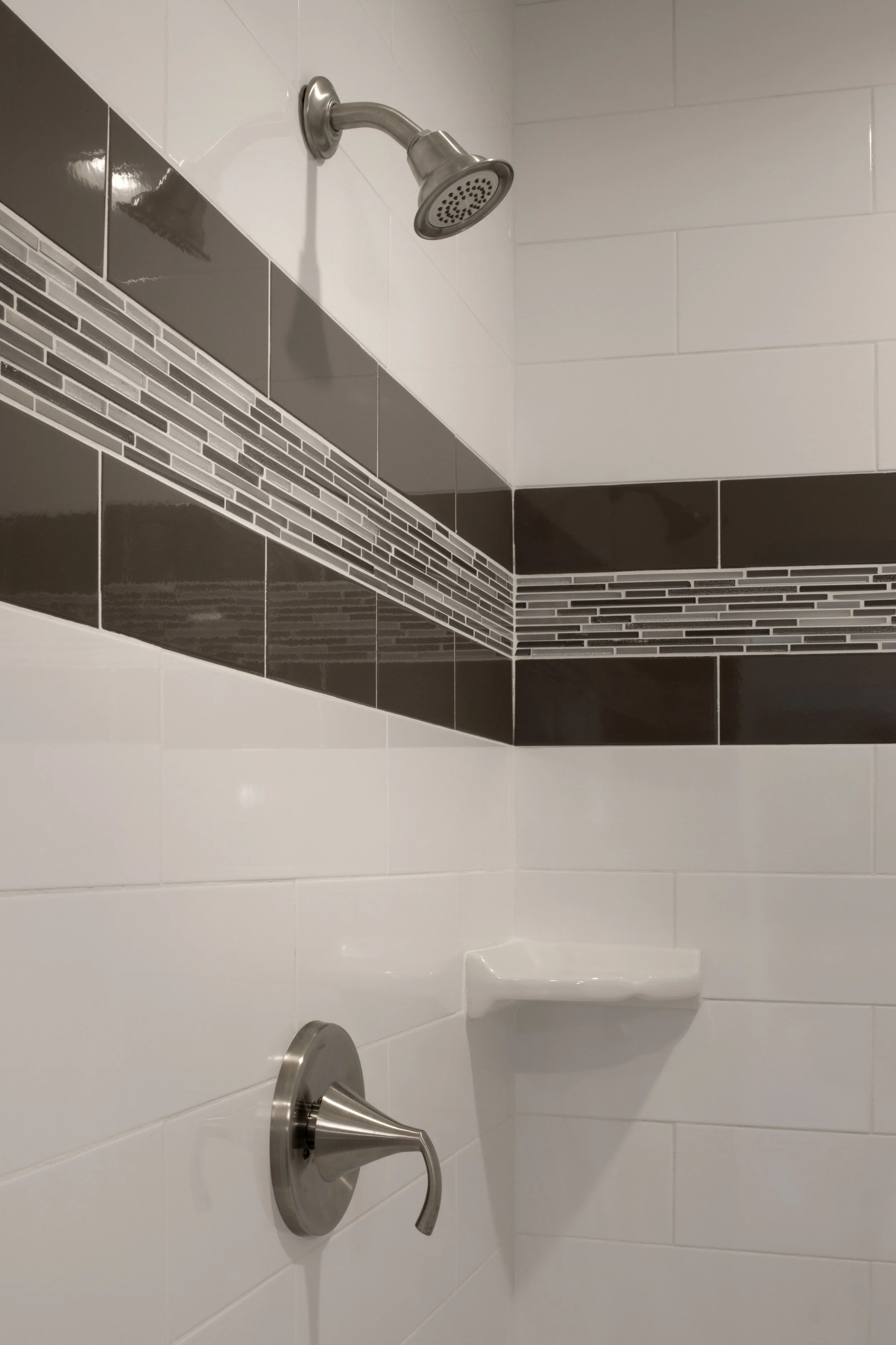 Master Bath Shower Tile Detail