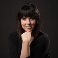 Photo_HollyMueller-sm.jpg