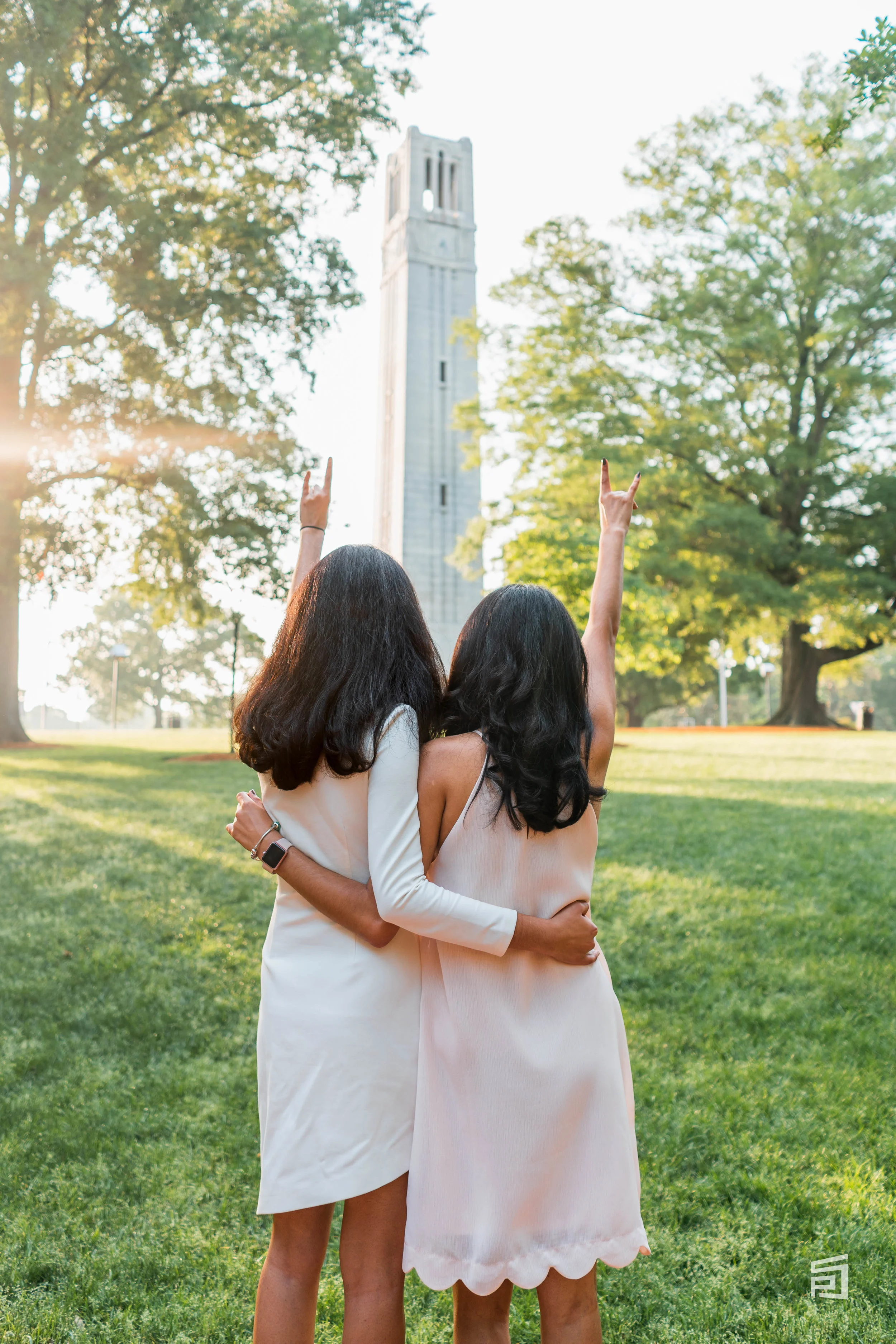 Shah Twins Gradshoot-16.jpg