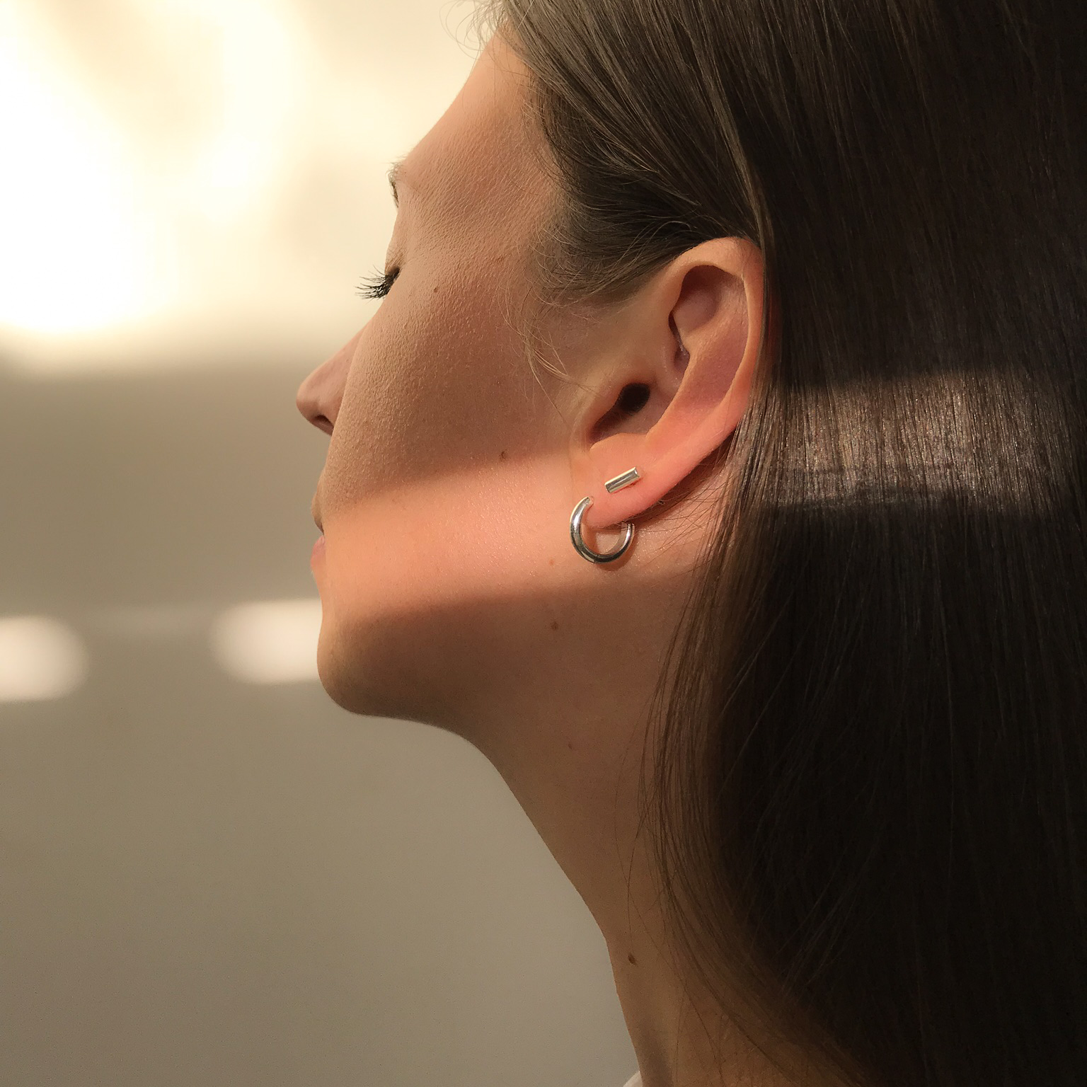 Ara the altar - Halo and Bar earrings i - Model - 2.jpg