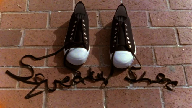 SQUEAKY_SHOE_03-300dpi.jpg