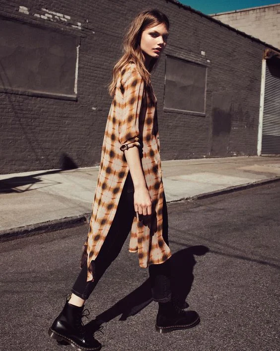 URBAN OUTFITTERS