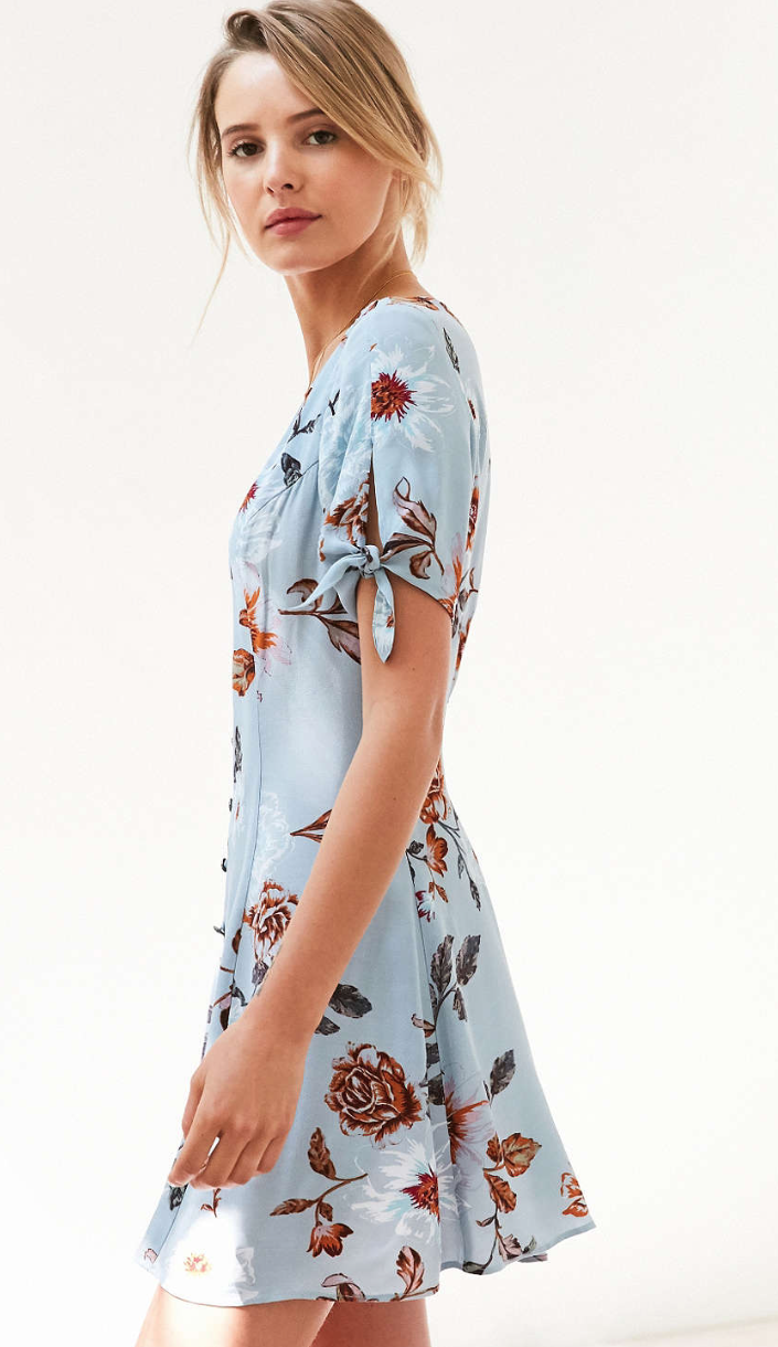 URBAN OUTFITTERS