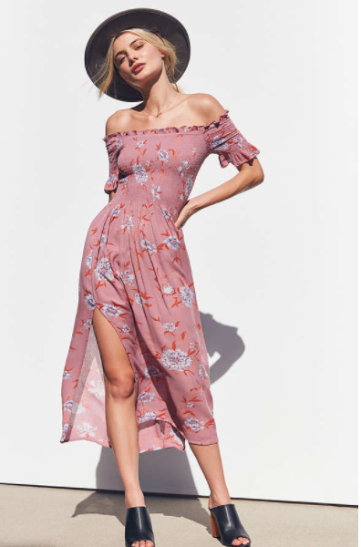 URBAN OUTFITTERS