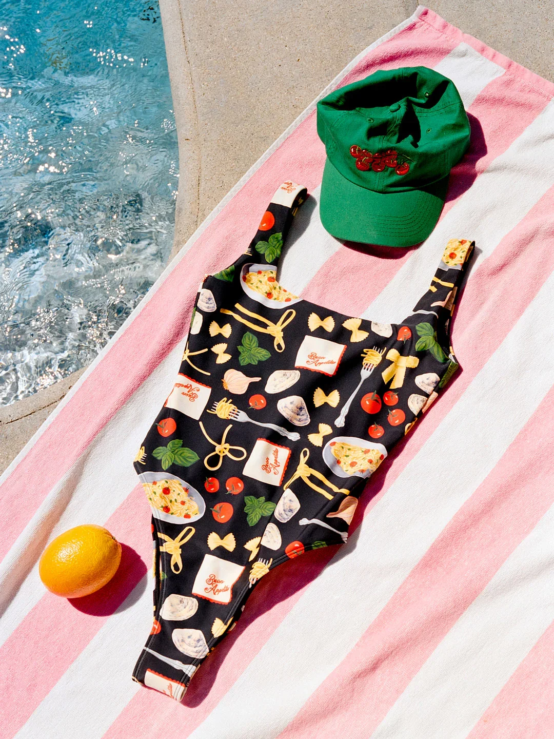 lisa_says_gah_buon_appetito_swim_libon_onepiece_black12.webp