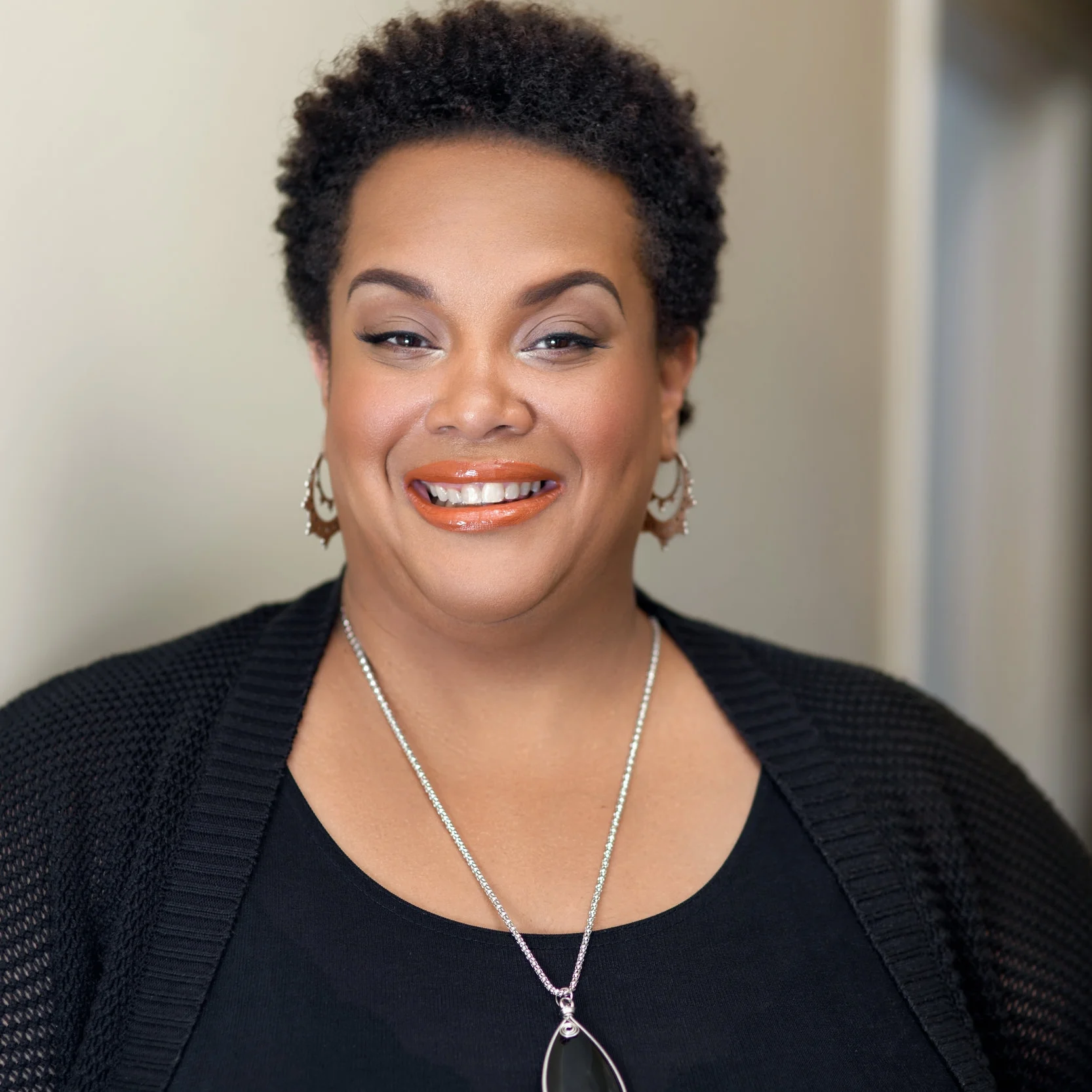 Dawn Shedrick Headshot1.jpg
