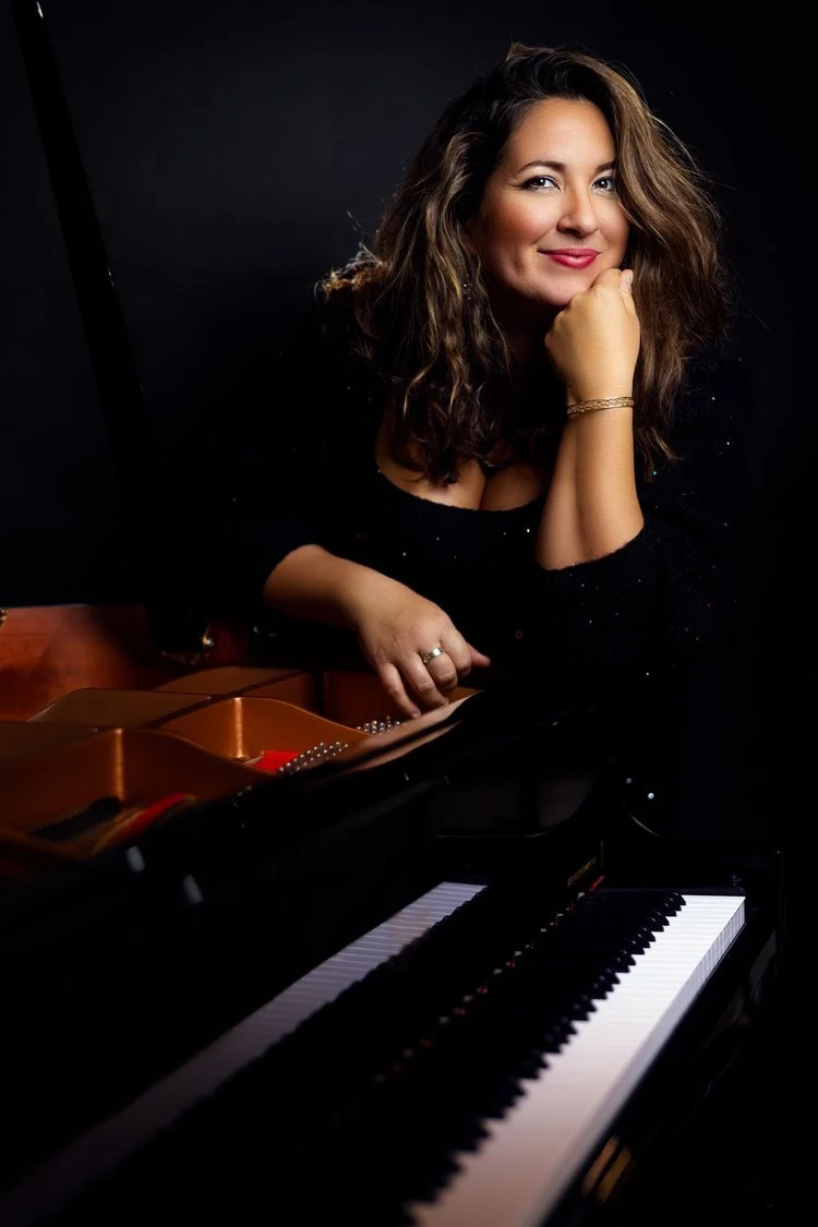 Nicole Zuraitis | Vocals