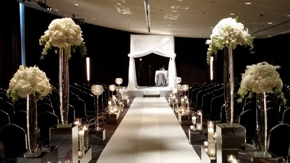 Ceremony_Candles_StemLine Creative.jpg