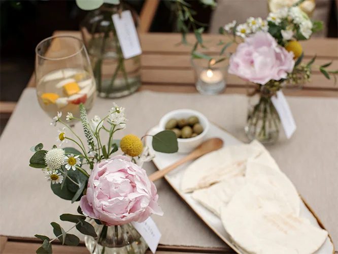 Pretty pinks and bright yellow flowers for the summer solstice