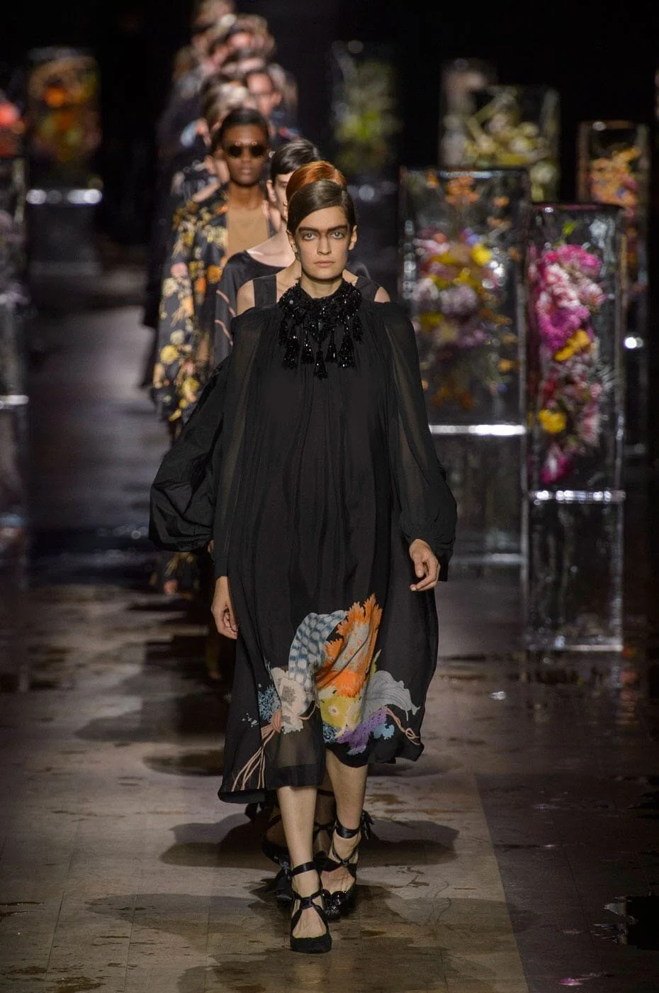 Dries-Van-Noten-Spring-Summer-2017-Review-68.jpg