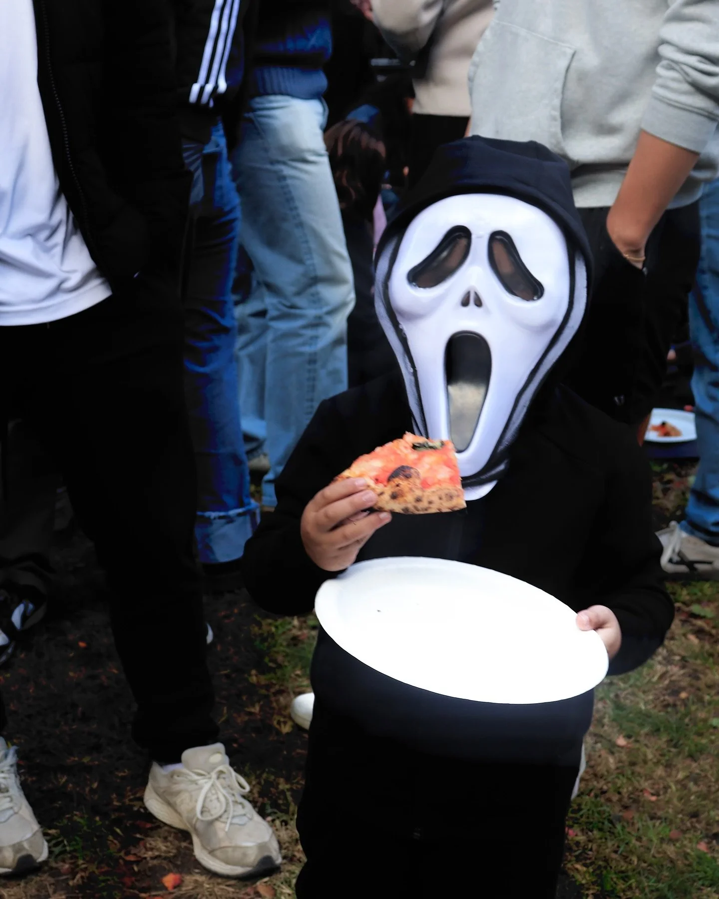 💥🍕 𝗕𝗢𝗢! 🍕💥

We celebrated Halloween early this year with the amazing kids of @nydmnyu! No tricks, only treats of NYU&rsquo;s favorite Neapolitan pizza 💚

#simopizza #90secondstonapoli #pizzanapoletana #nycpizza #pizzanearme newyorkdancemarath