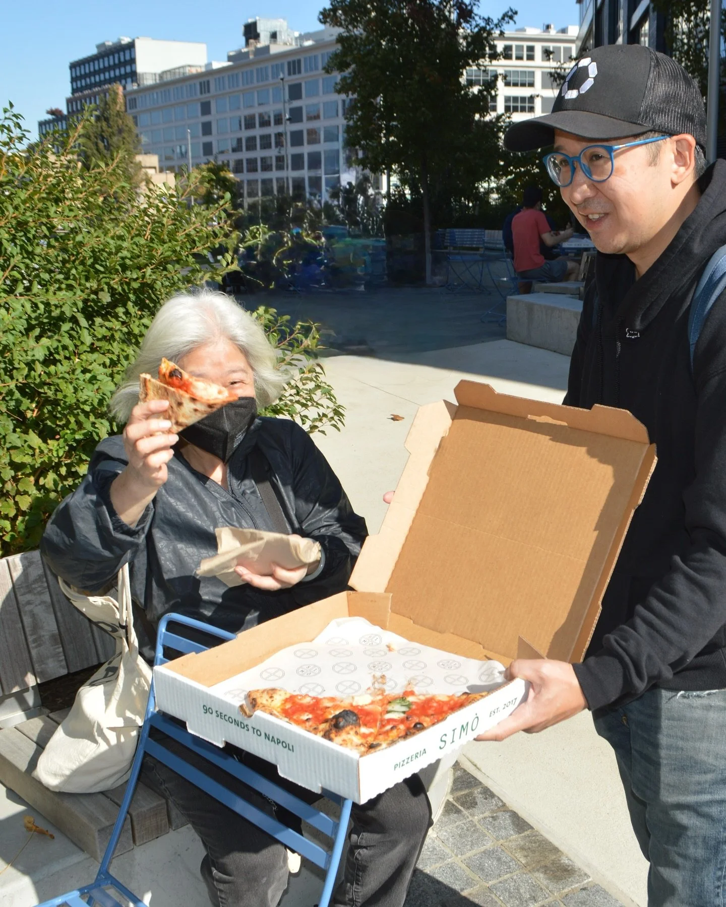 This #NationalPicnicDay, we hope you&rsquo;ll take advantage of wonderful weather and gorgeous greenery &mdash; and take your SIM&Ograve; to-go! 🌿

Enjoy time with your loved ones, accompanied by a delicious &amp; portable meal made with ingredients