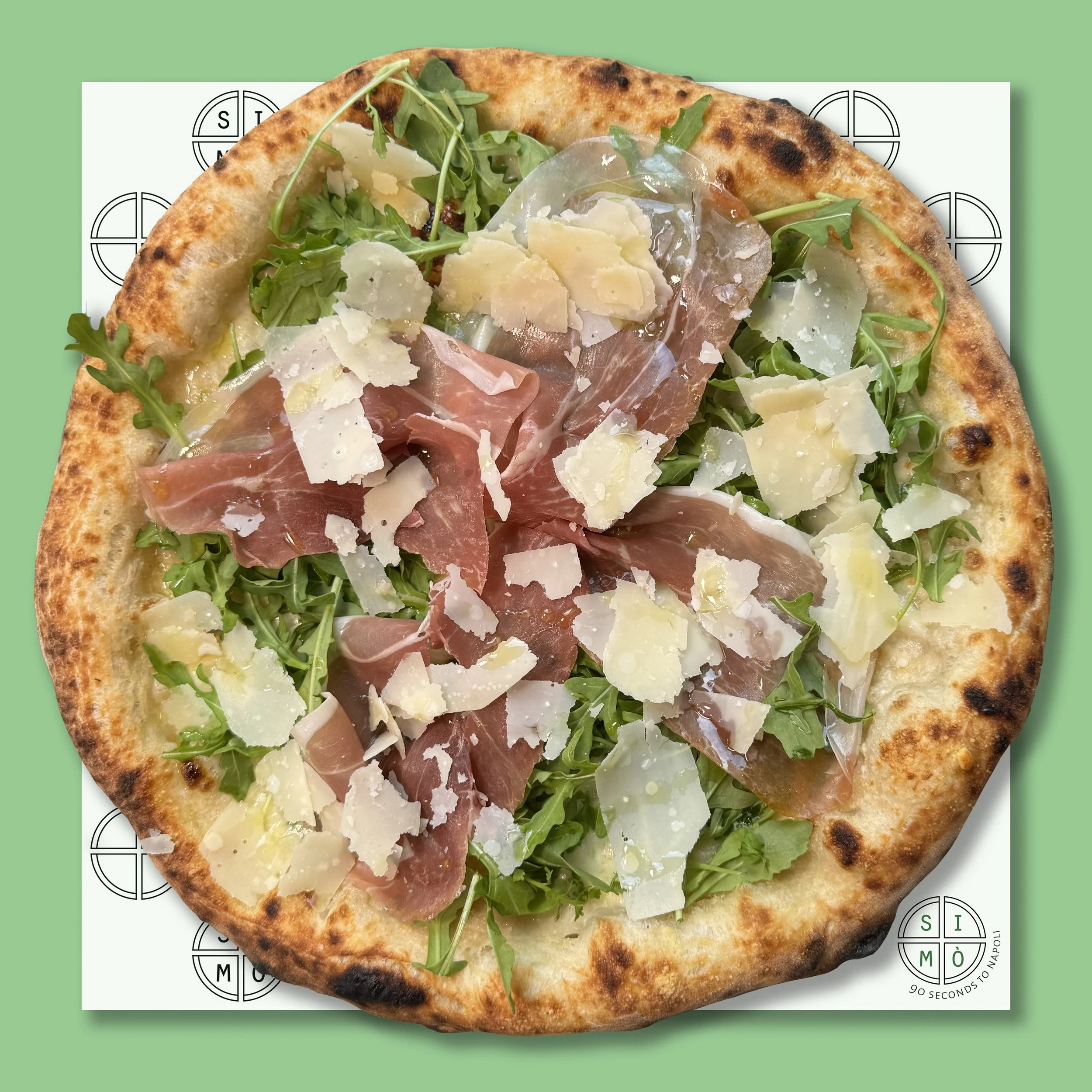 PROSCIUTTO & ARUGULA
$17.20
– mozzarella, prosciutto di Parma Rovagnati, arugula, parmigiano reggiano, extra virgin olive oil