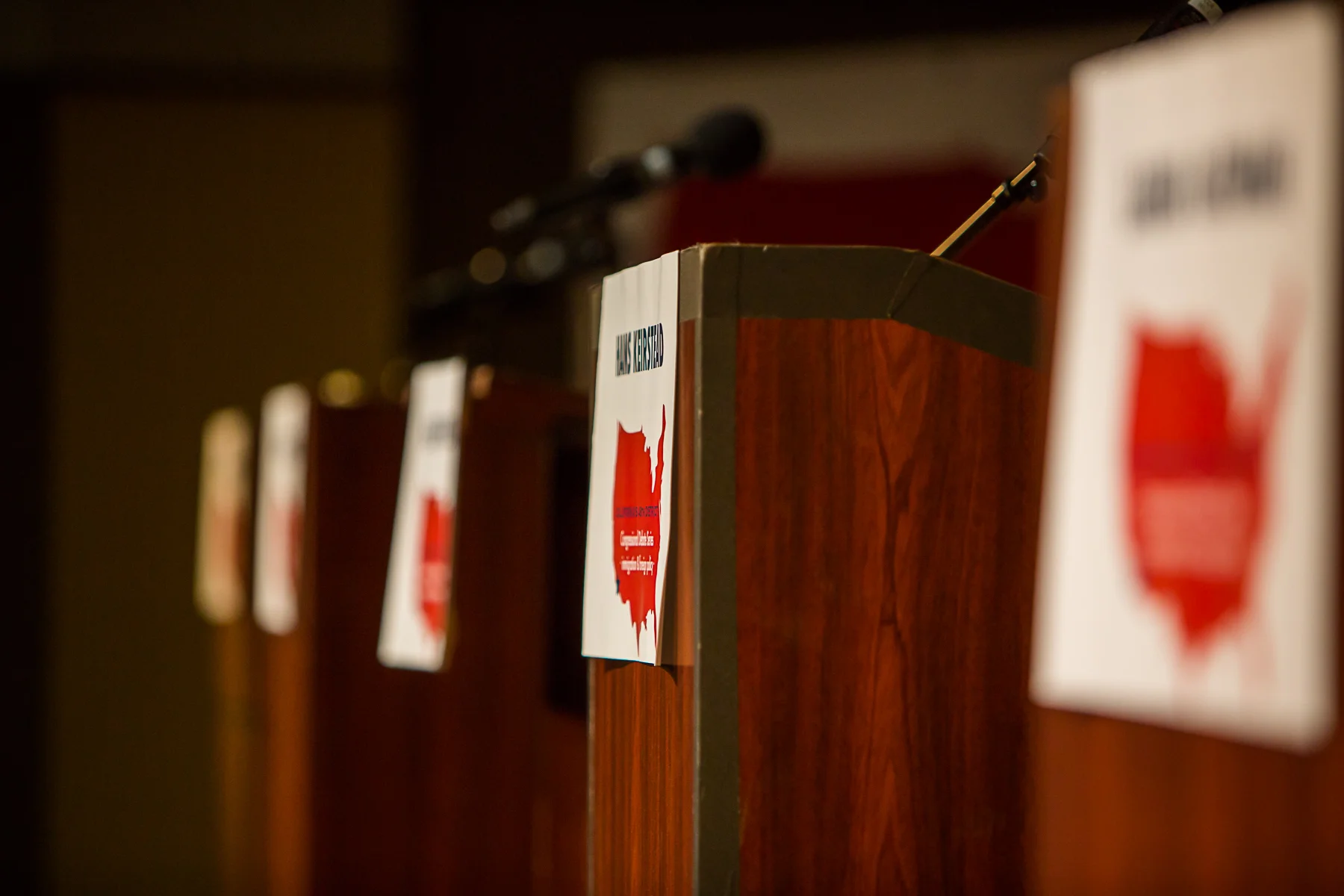 0004_180306_48thDistCongDebate-4x6.jpg