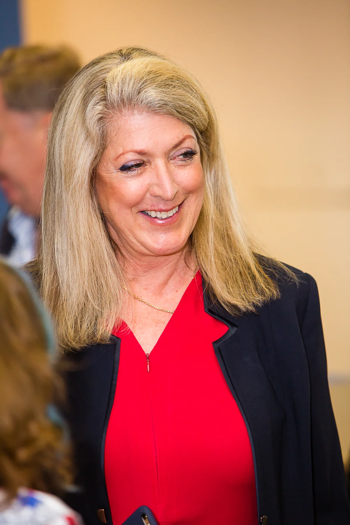 1102_180403 IndivisibleOC48 Debate2-4x6.jpg