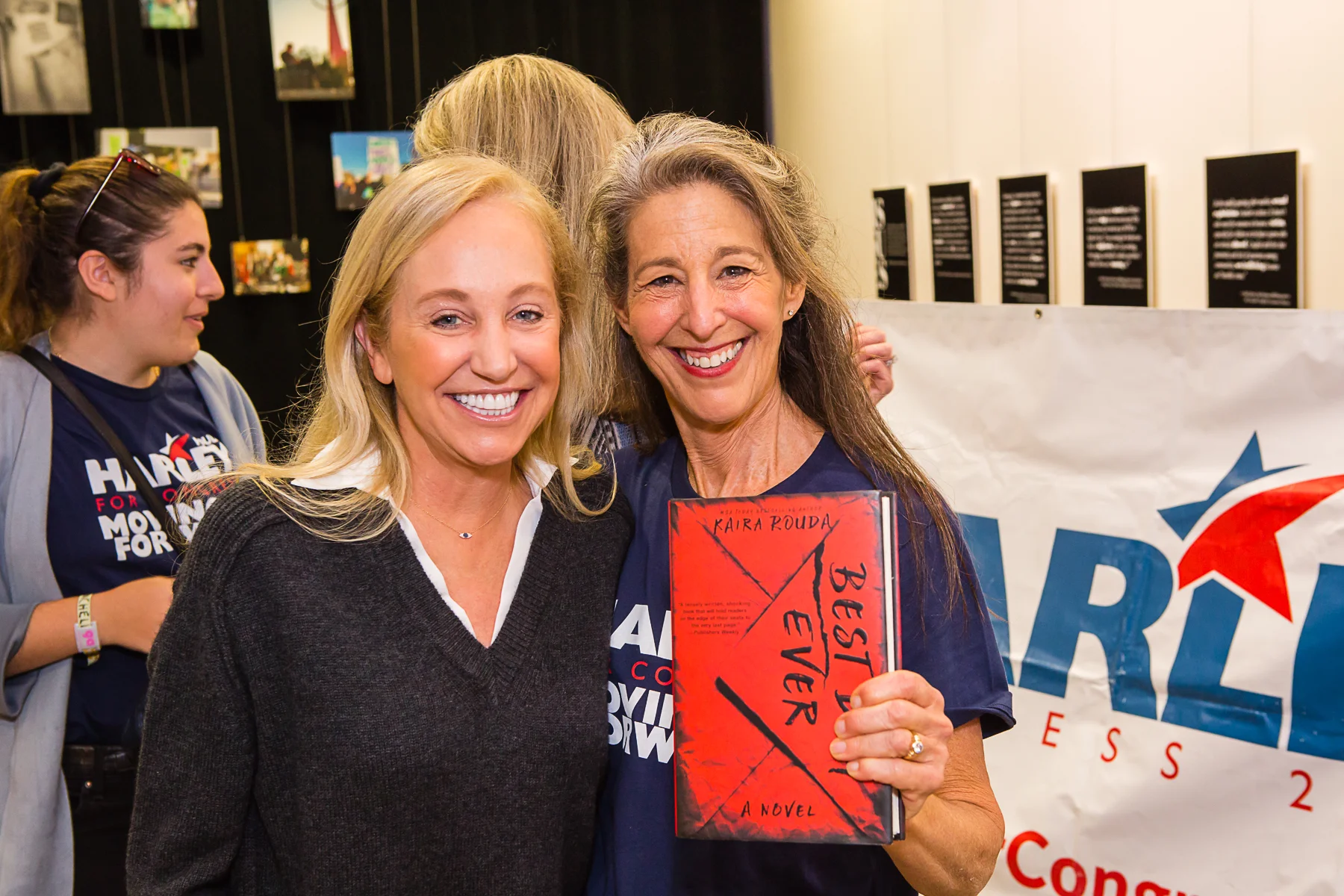 2045_180423_IndivisibleOC48_Debate3-4x6.jpg