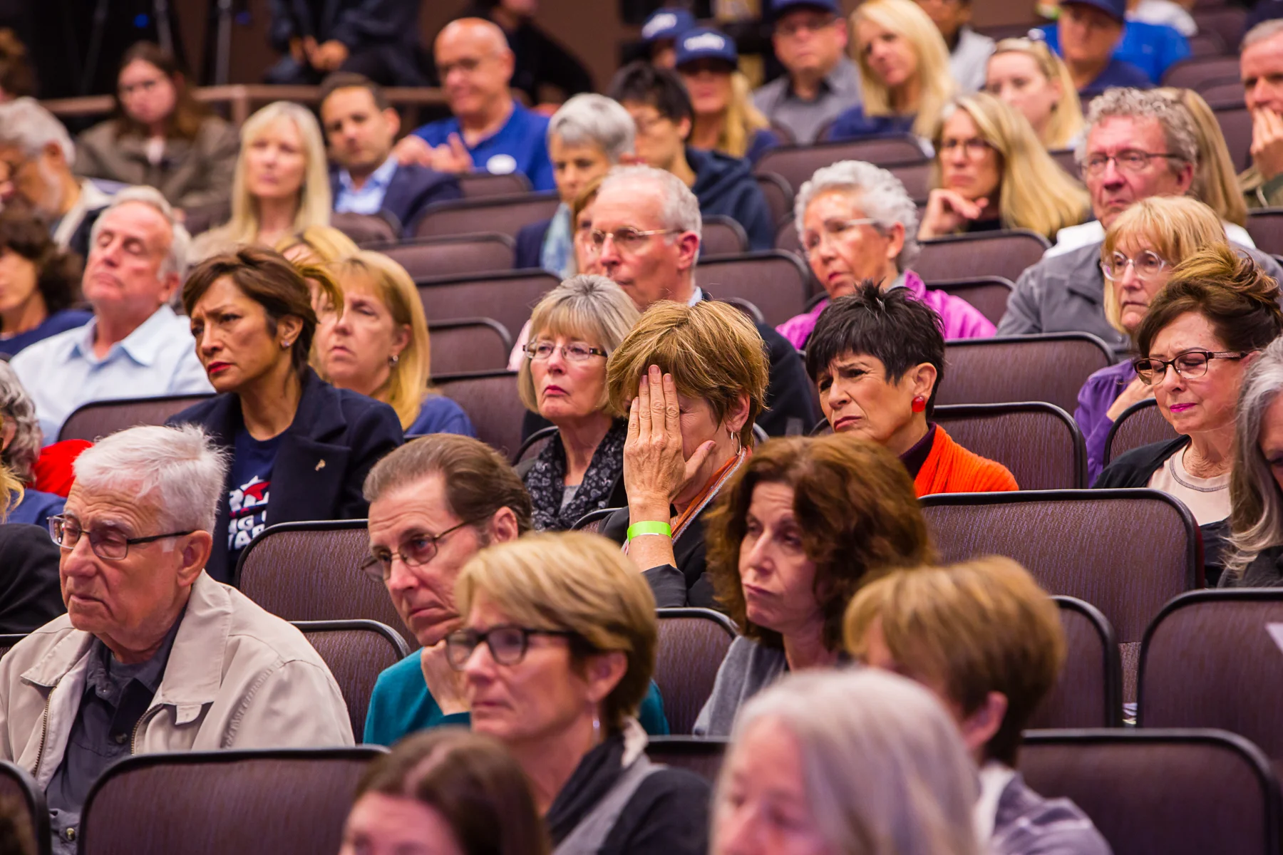 2236_180423_IndivisibleOC48_Debate3-4x6.jpg