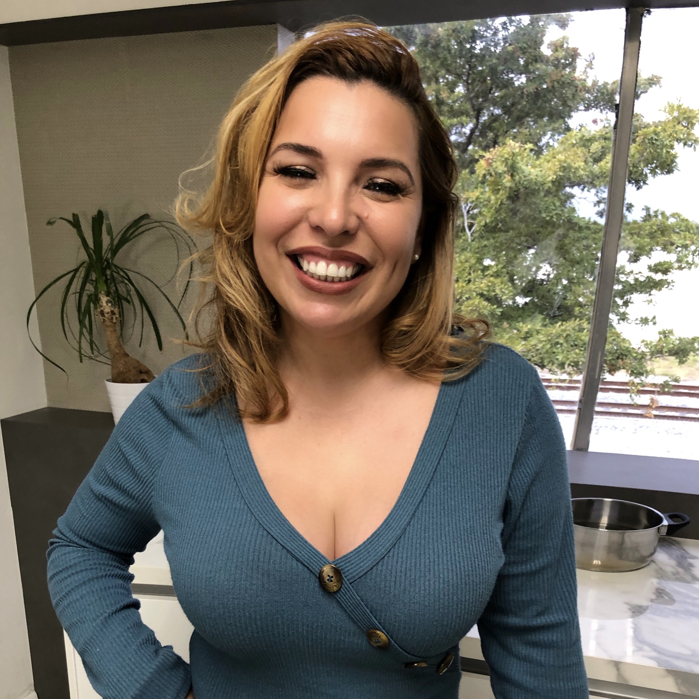 Facetune_24-01-2019-12-38-20.jpeg