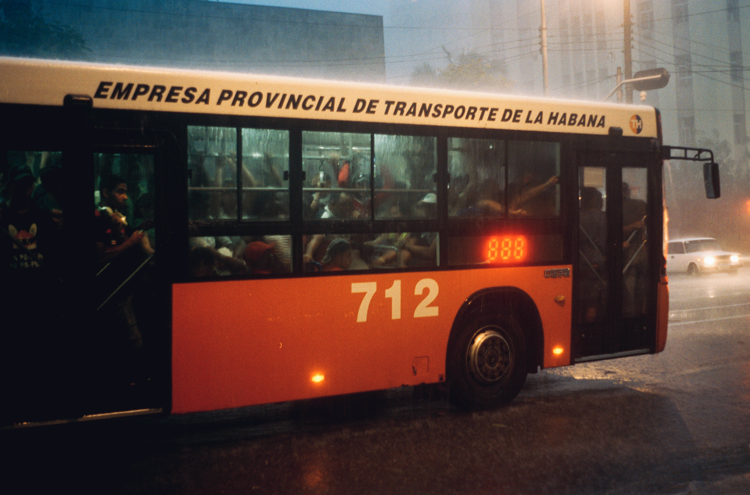 93000021 Havana Rainy Bus.jpg