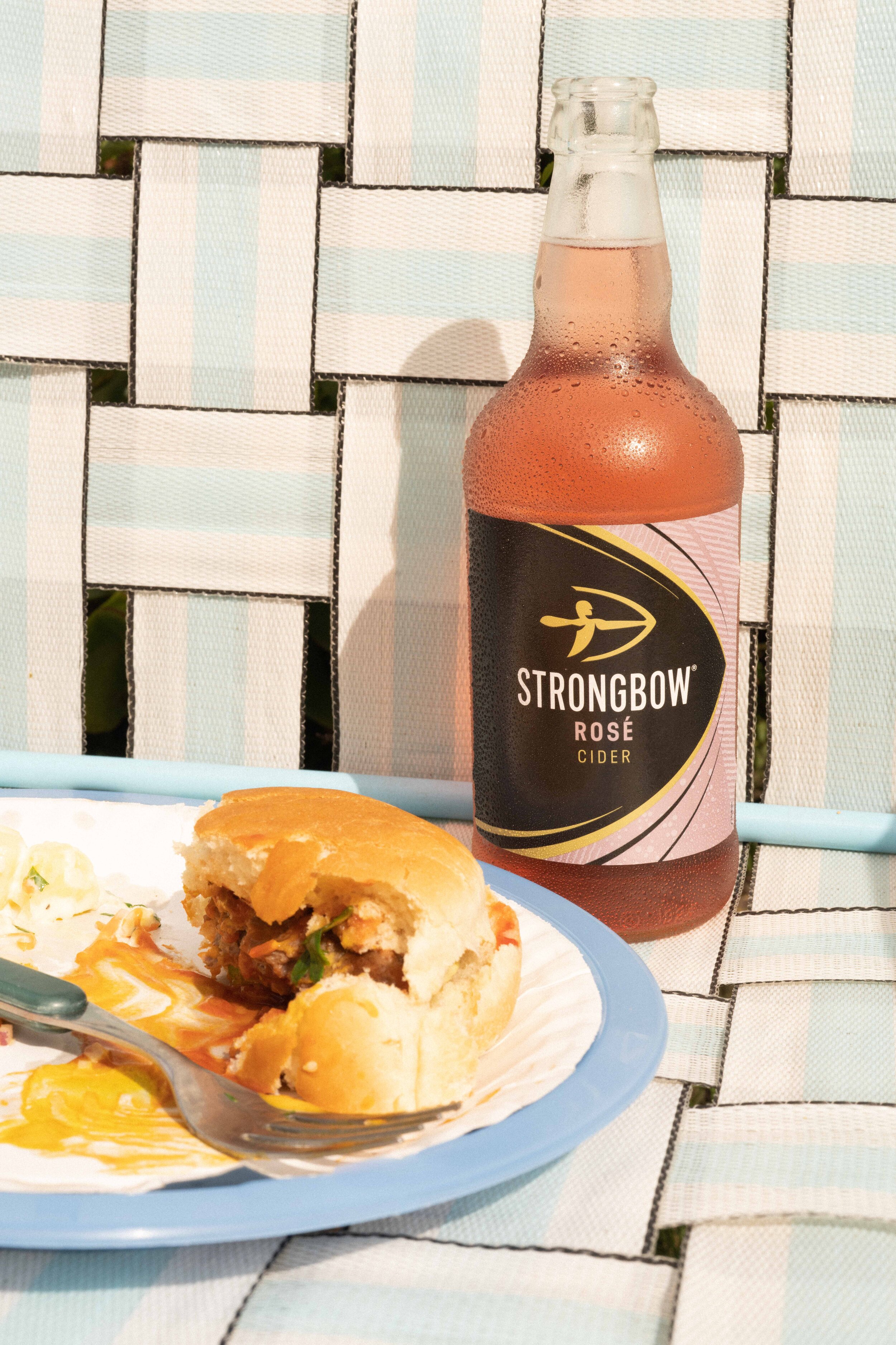 2020_03_02_STRONGBOW_BBQ_GARDEN_ROSE_BOTTLE_0011.jpg