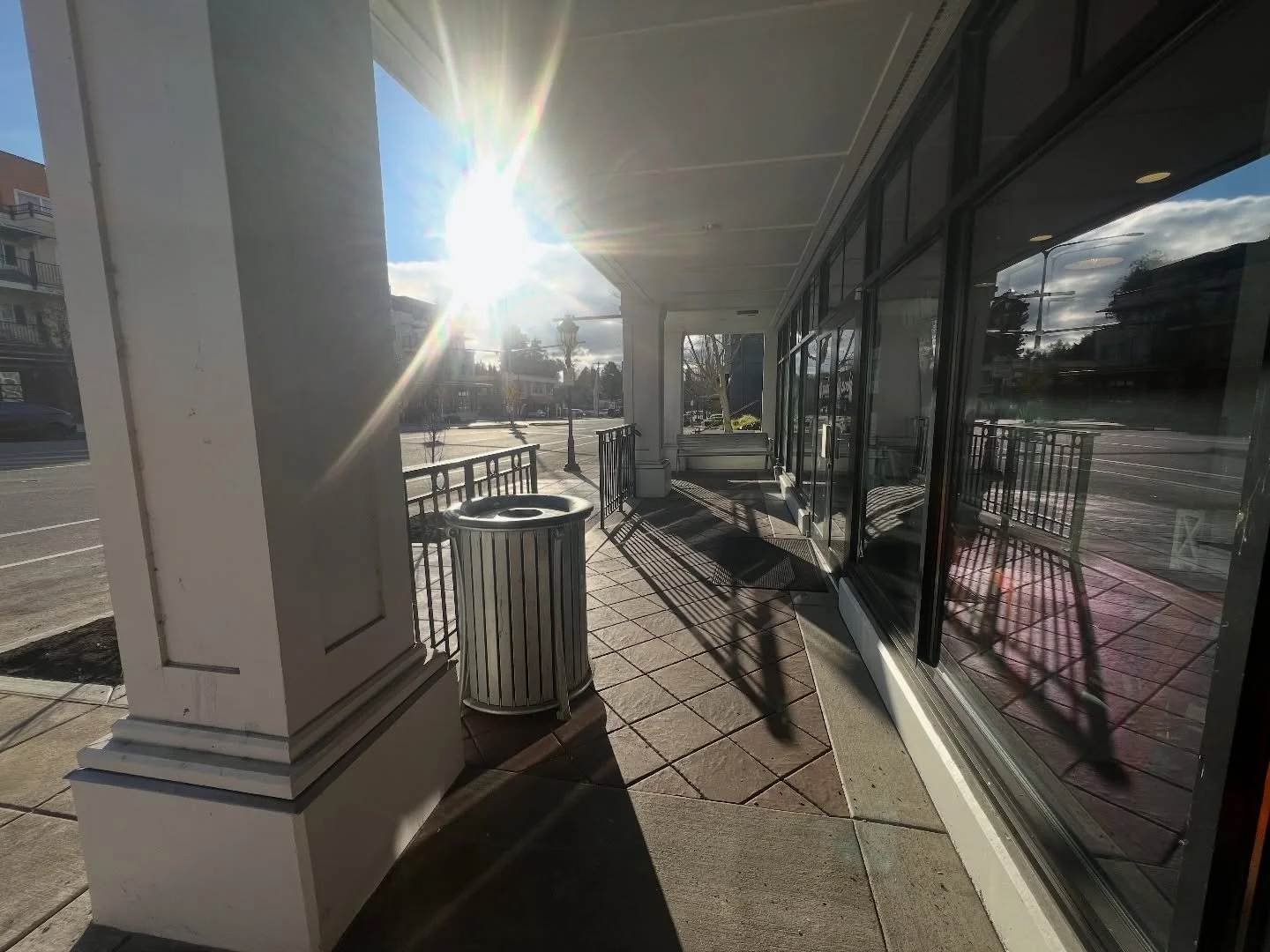 Great news for Kirkland!!!🤩

Although one of our entrances may still be block off (with the new pavement still in the works), our main entrance is open and clear!!!🎉 

Our Kirkland location will be open regular hours today and we could not be more 