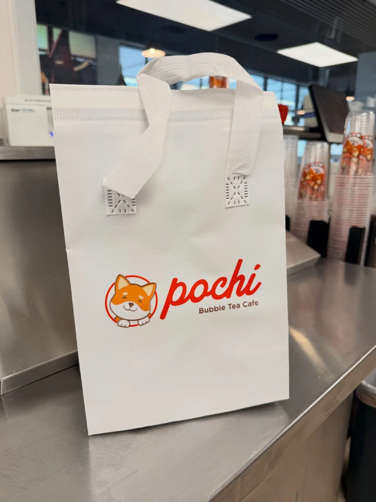Pochi insulated bags incoming soon just in time for Spring and Summer!!!☀️🕶️🏖️

#pochibubbletea 
#bobabag
#togo
#beachready